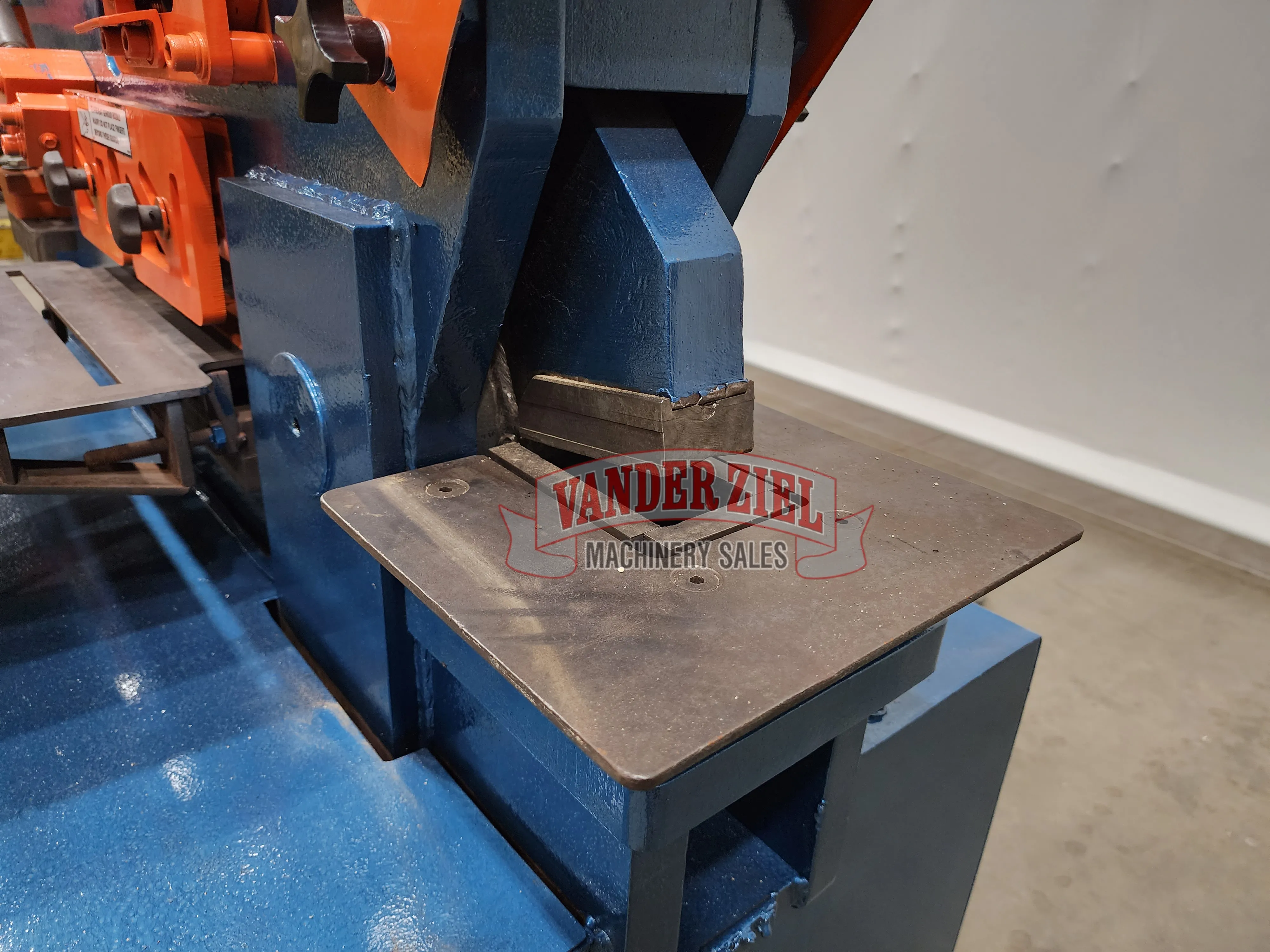 Scotchman 51 Ton Ironworker, Model FI 5109-14M - Prefetch Image 35493