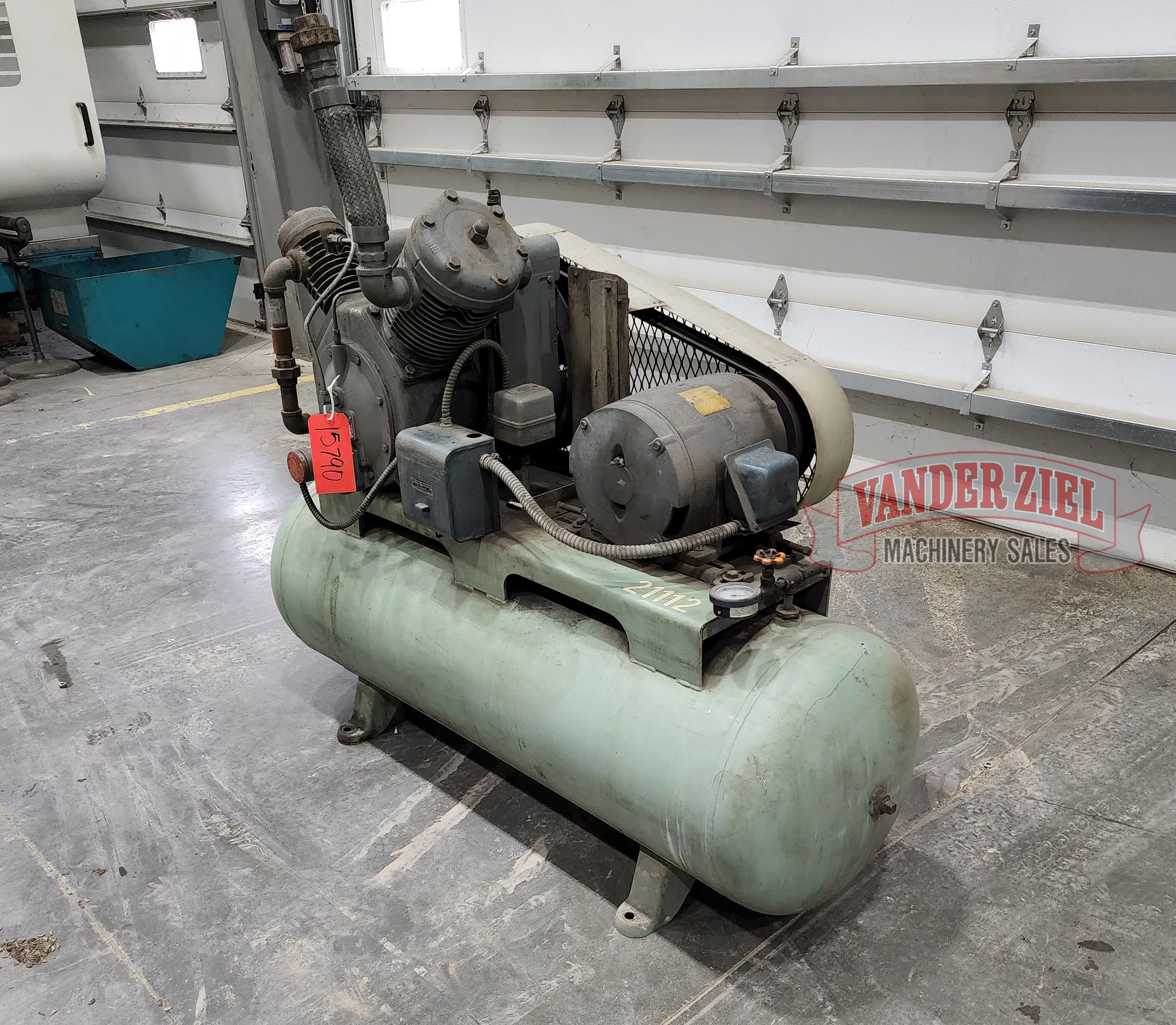 Ingersoll Rand Air Compressor 7.5HP - Prefetch Image 35595