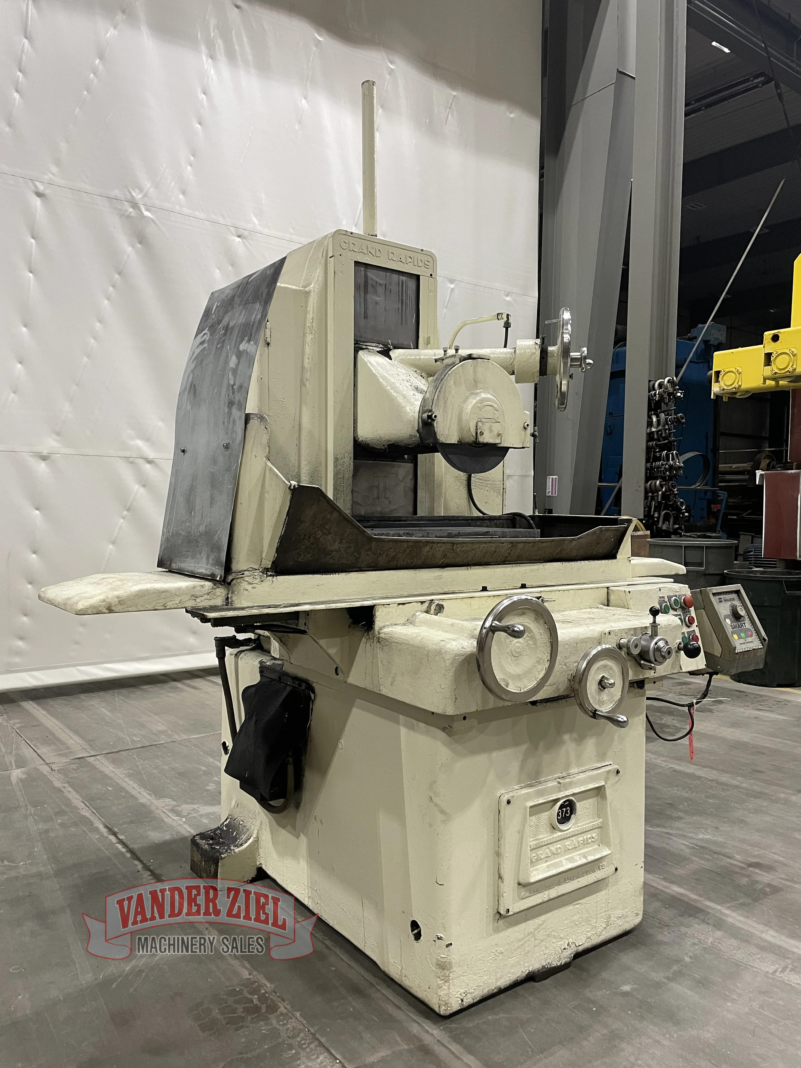 Gallmeyer & Livingston 12" x 24" Hydraulic Surface Grinder, Model 373 - Prefetch Image 35645
