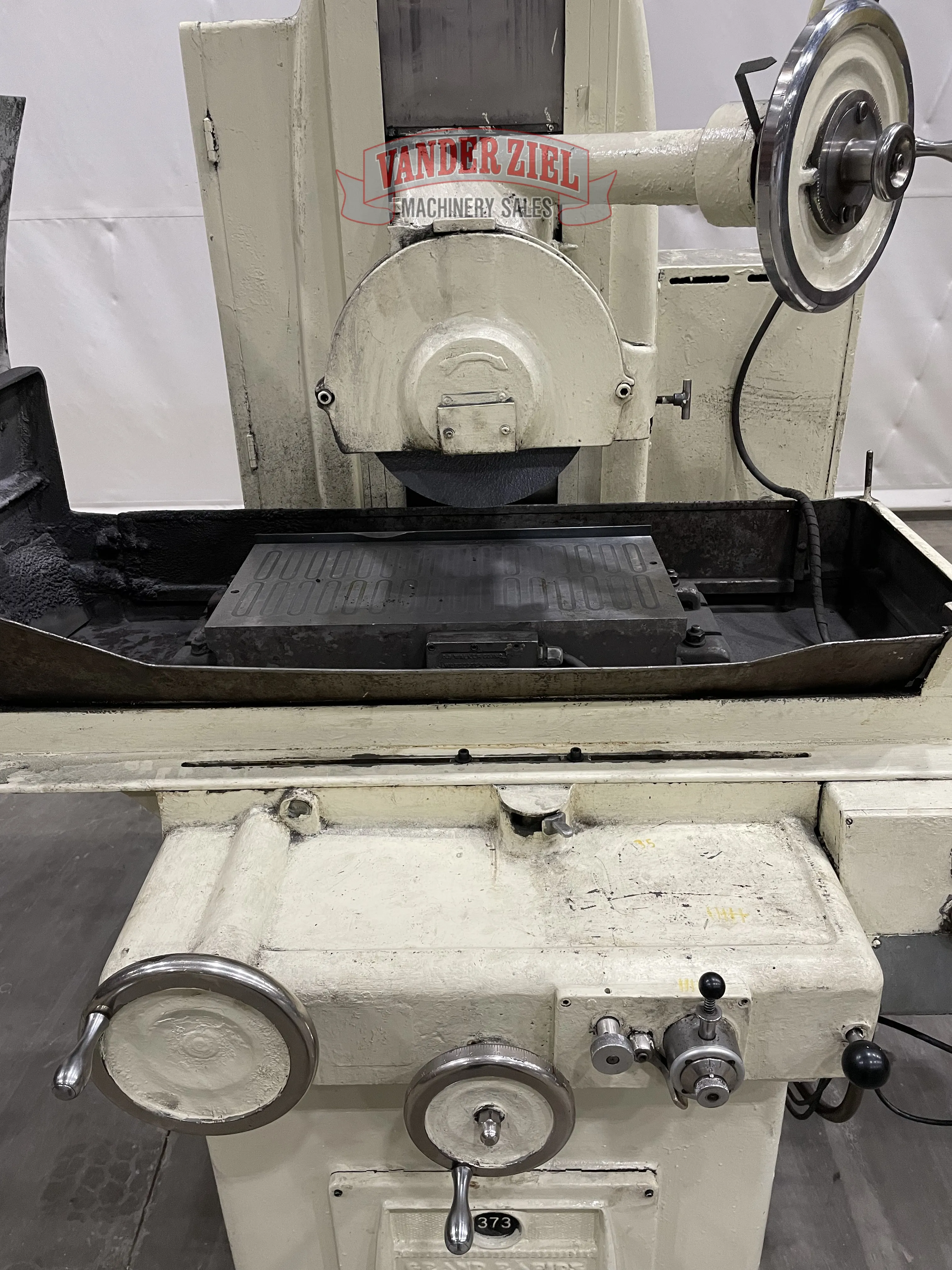Gallmeyer & Livingston 12" x 24" Hydraulic Surface Grinder, Model 373 - Prefetch Image 35651