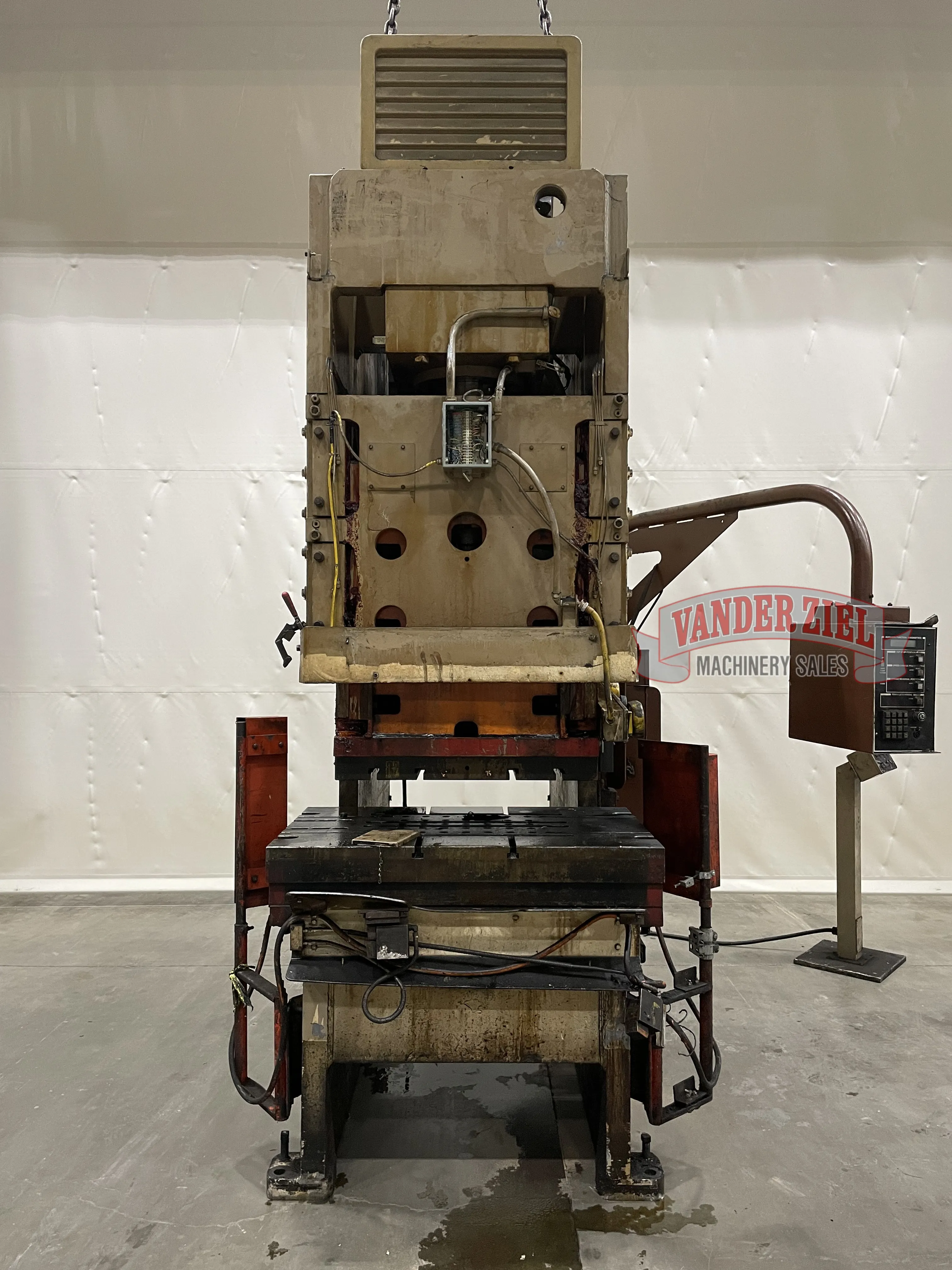 Cincinnati Hydraulic Punch Press, Model 175-OBS - Prefetch Image 35661