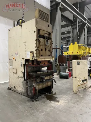 Cincinnati Hydraulic Punch Press, Model 175-OBS - Gallery Thumbnail 3