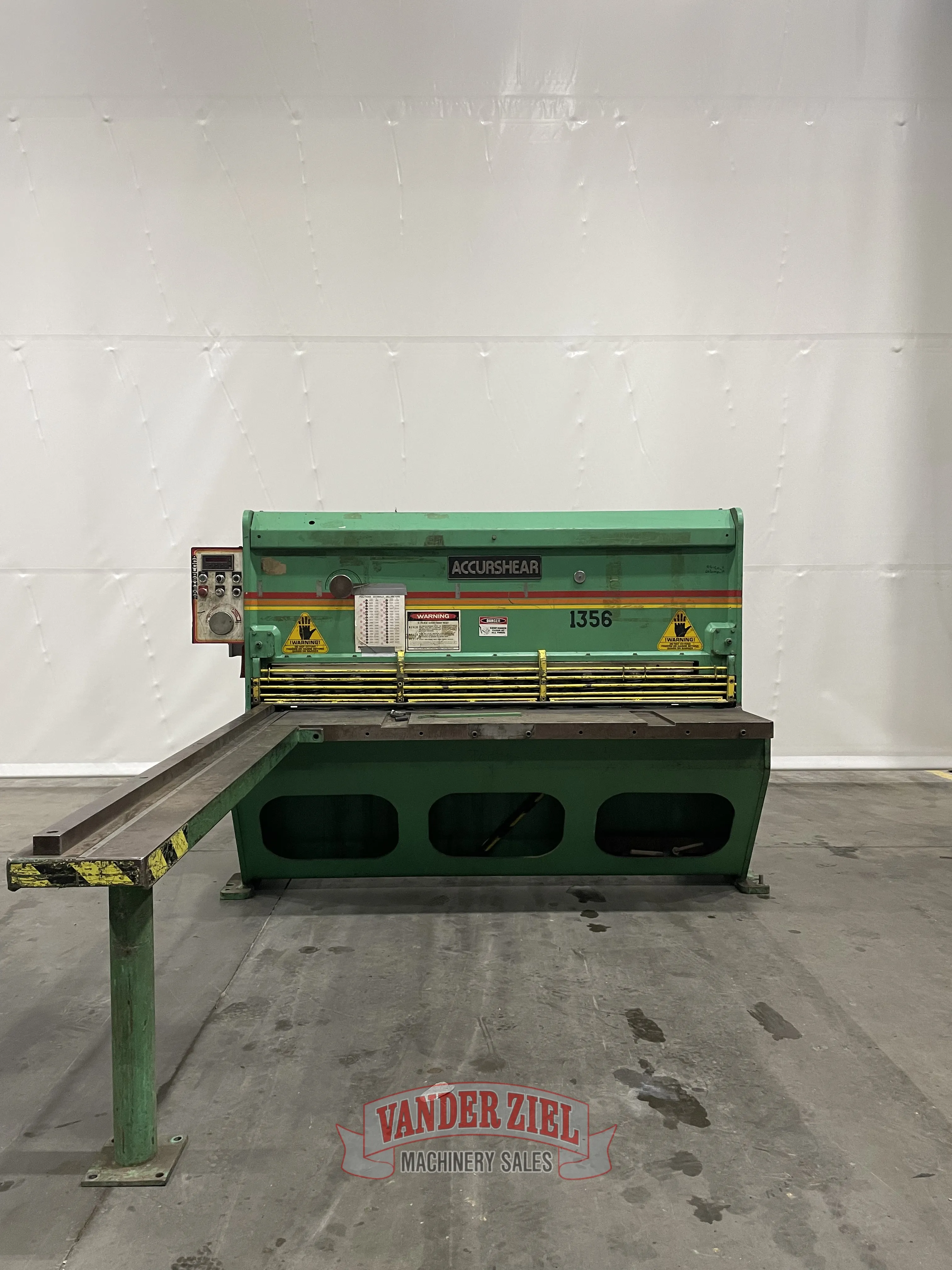 Accurshear 6’ x 10 Gauge Low Profile Hydraulic Shear, Model 61356 - Prefetch Image 35806