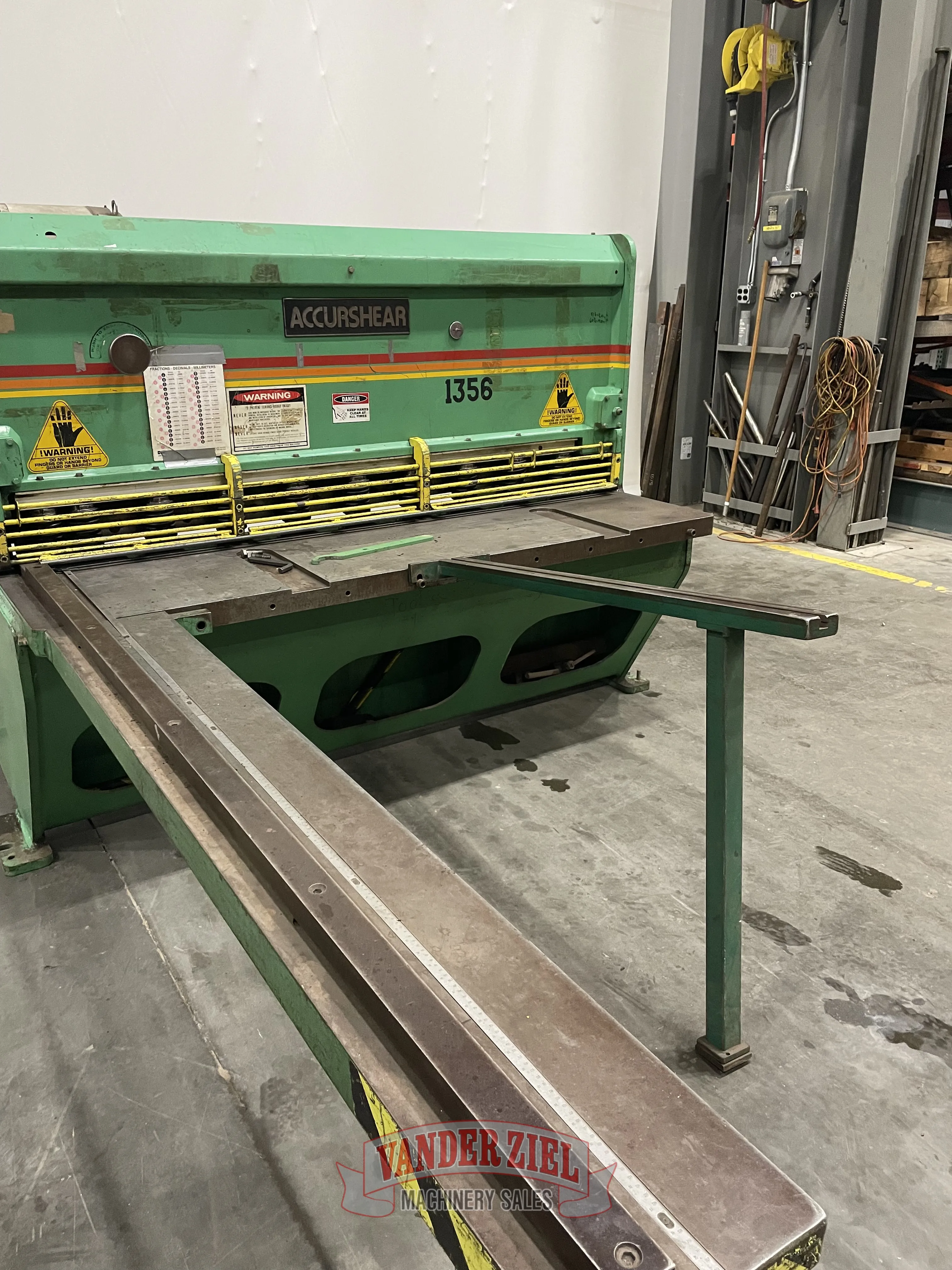 Accurshear 6’ x 10 Gauge Low Profile Hydraulic Shear, Model 61356 - Prefetch Image 35807