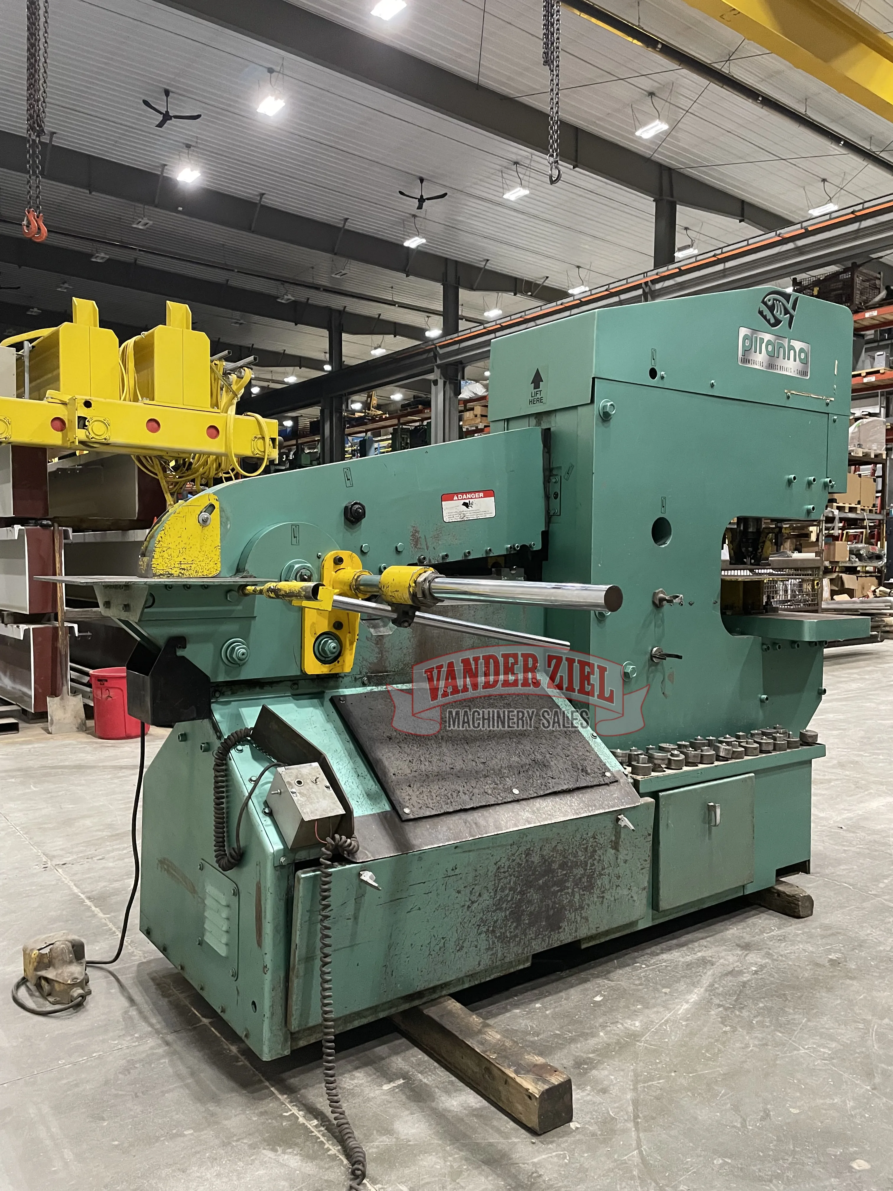 Piranha Model PII-110, 110-Ton Dual Operator Hydraulic Ironworker - Prefetch Image 36027