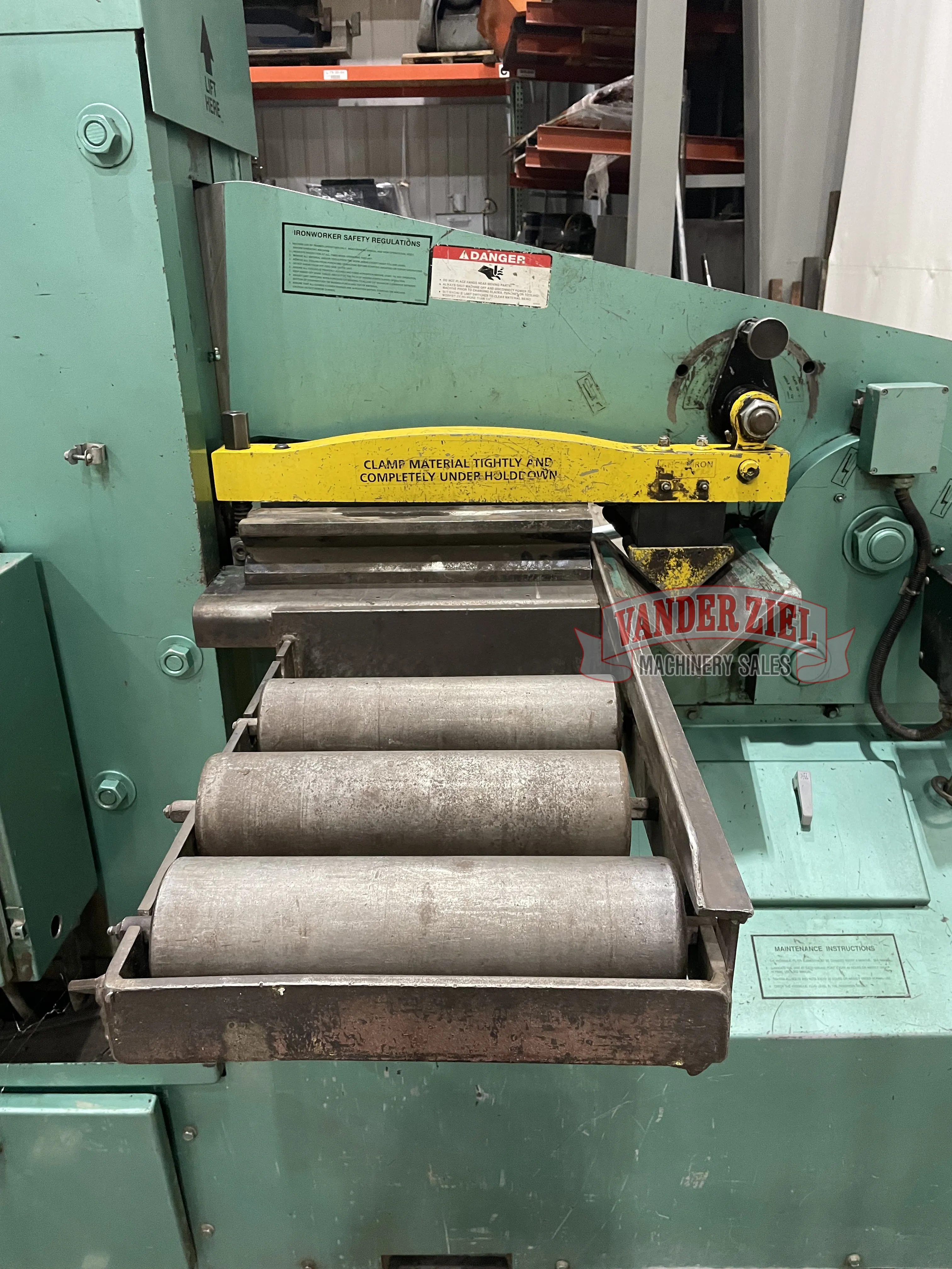 Piranha Model PII-110, 110-Ton Dual Operator Hydraulic Ironworker - Prefetch Image 36030