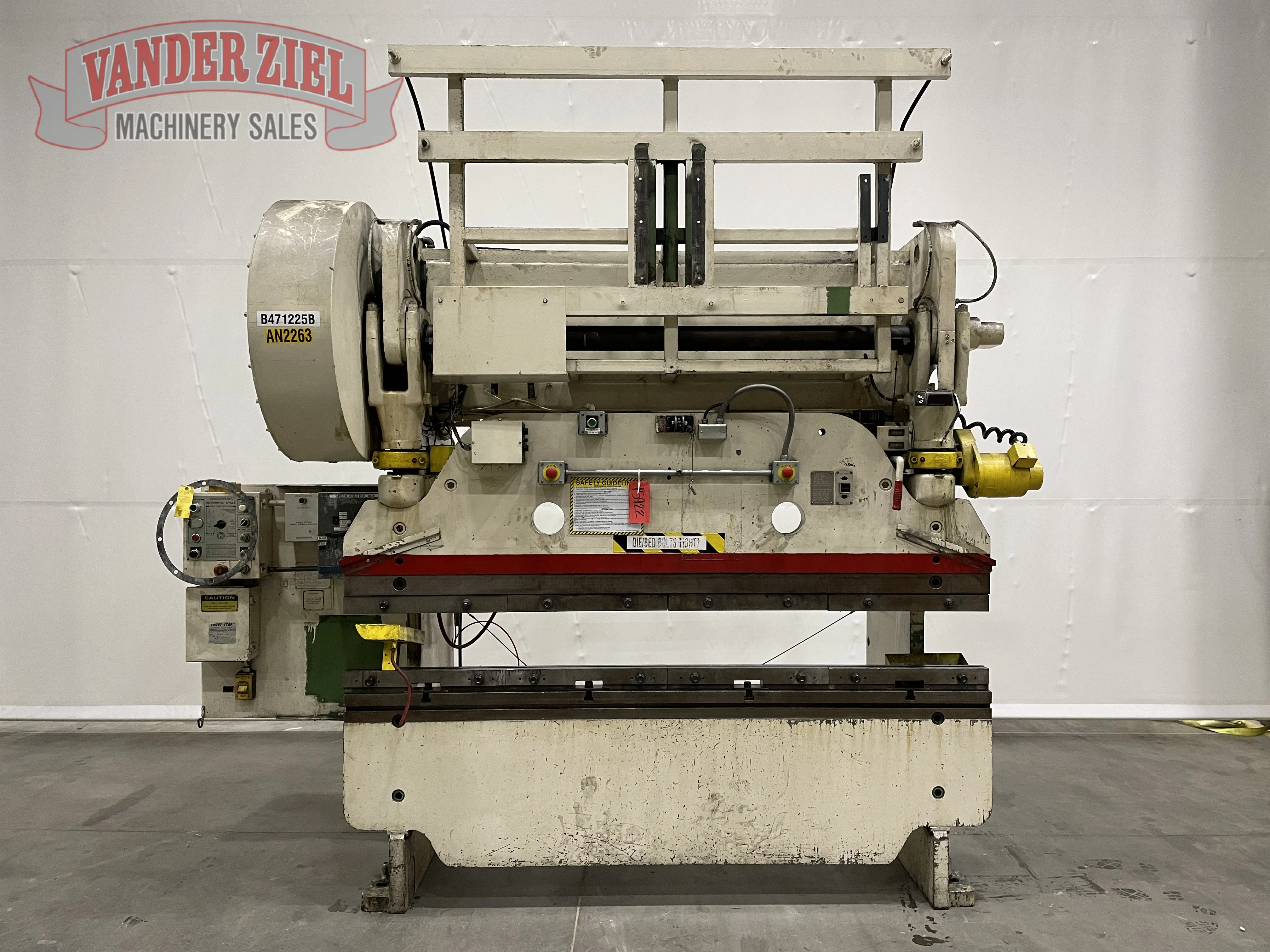 Cincinnati 8’ x 135 Ton Mechanical Press Brake, Series 5 x 6 - Main Image 1