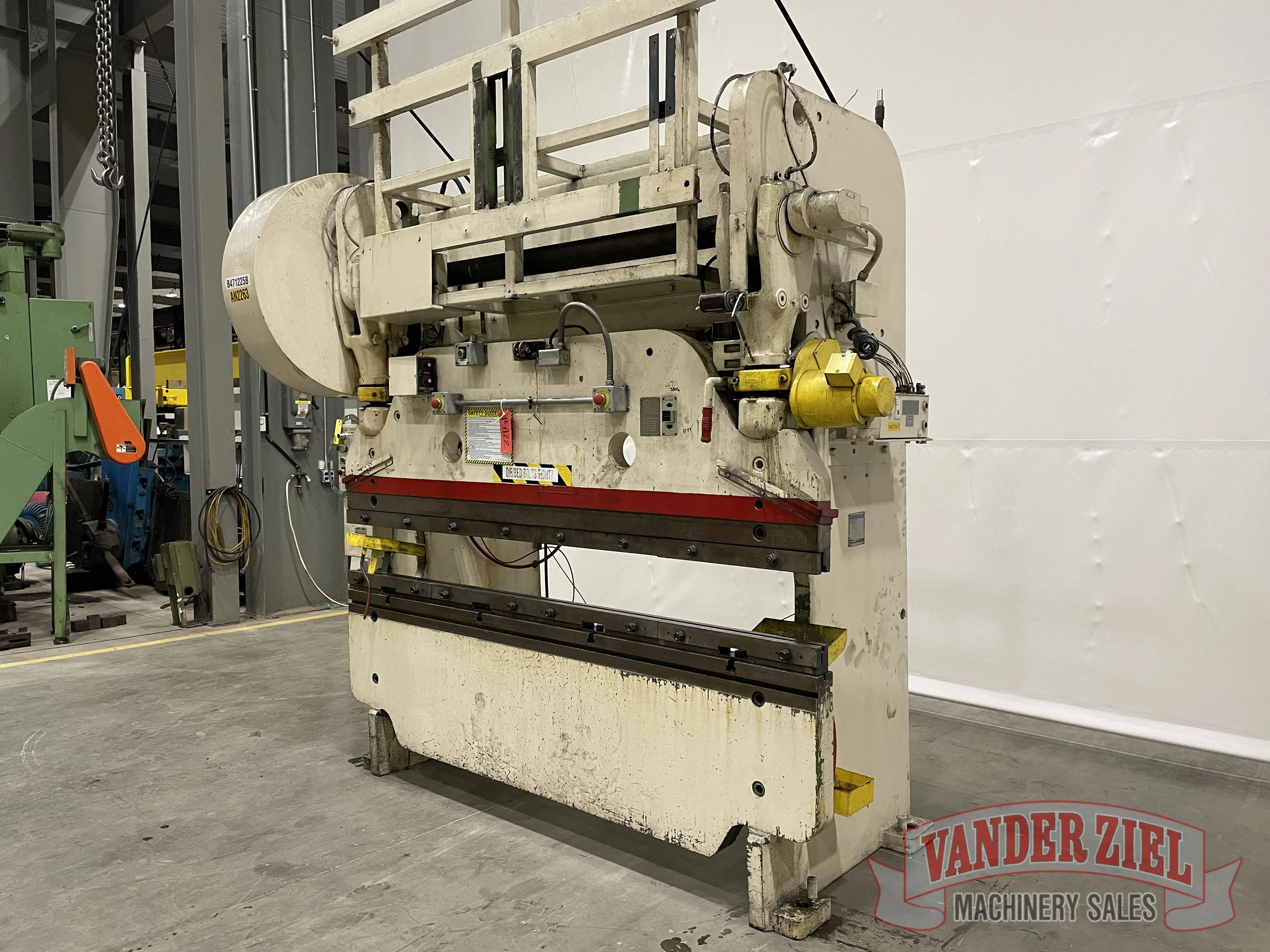 Cincinnati 8’ x 135 Ton Mechanical Press Brake, Series 5 x 6 - Prefetch Image 36224