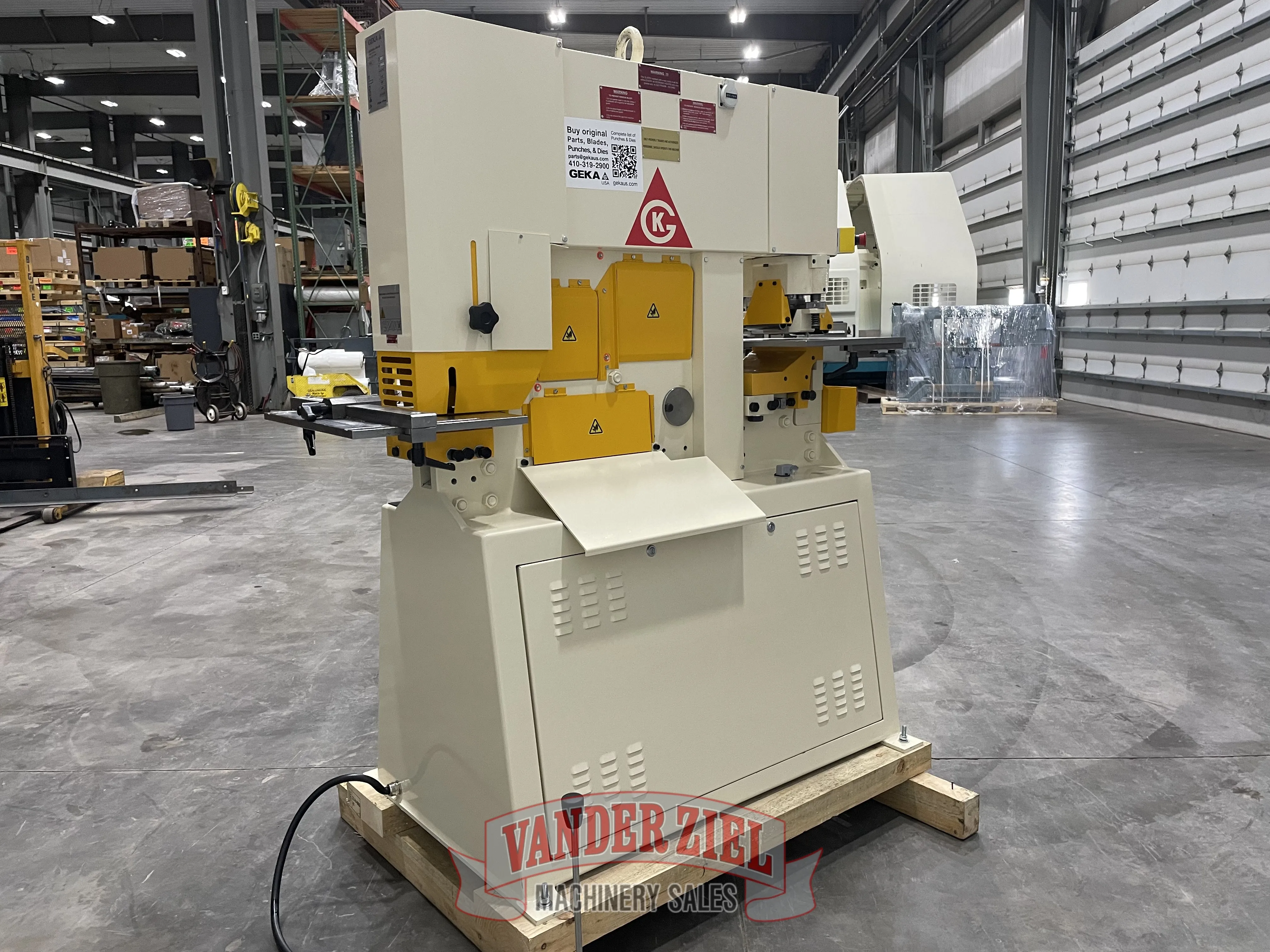 Geka 55 Ton Dual Ironworker, Hydracrop 55S - NEW - Prefetch Image 36352