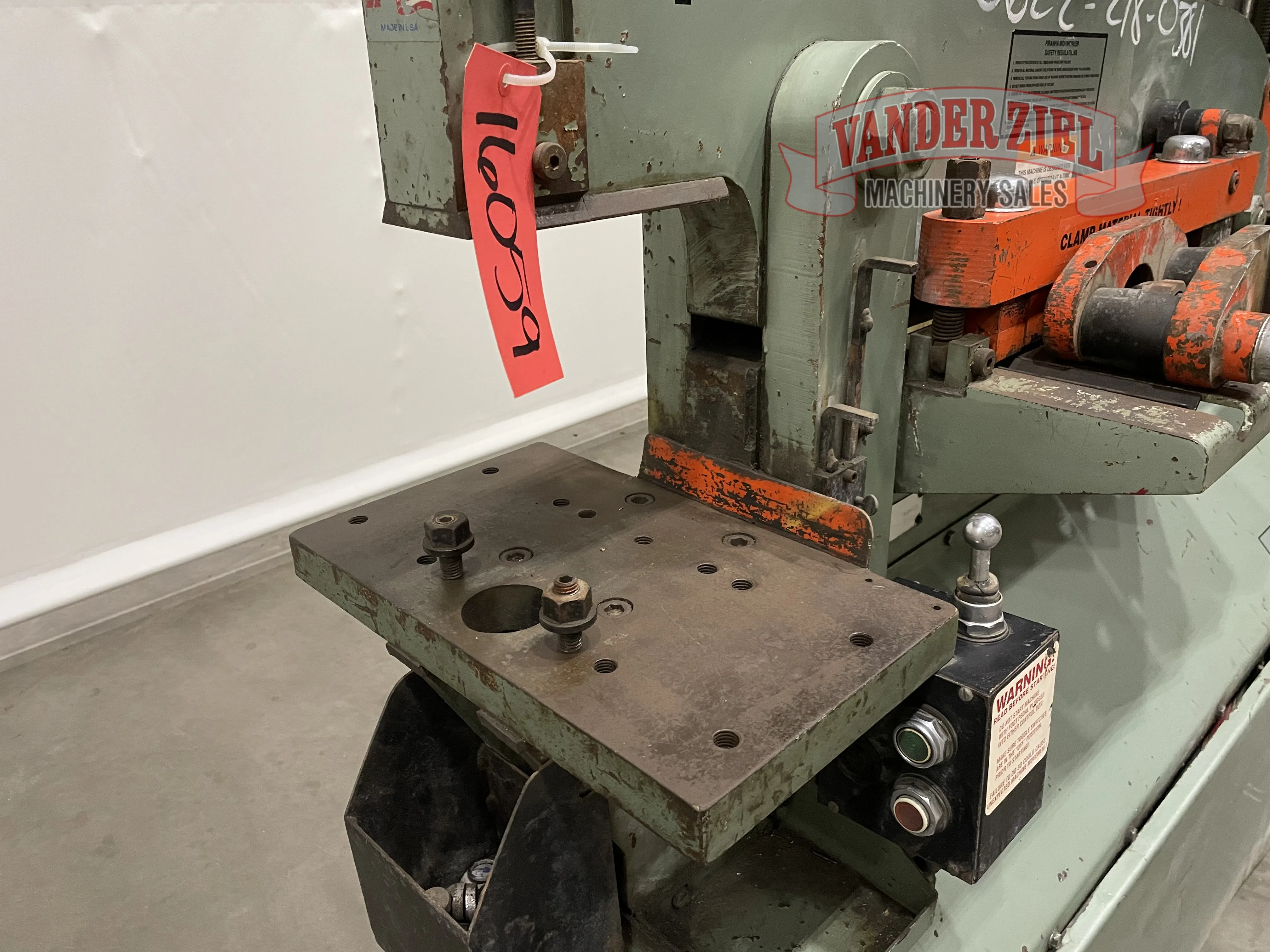 Piranha 50 Ton Ironworker, Model P-50 - Prefetch Image 37002