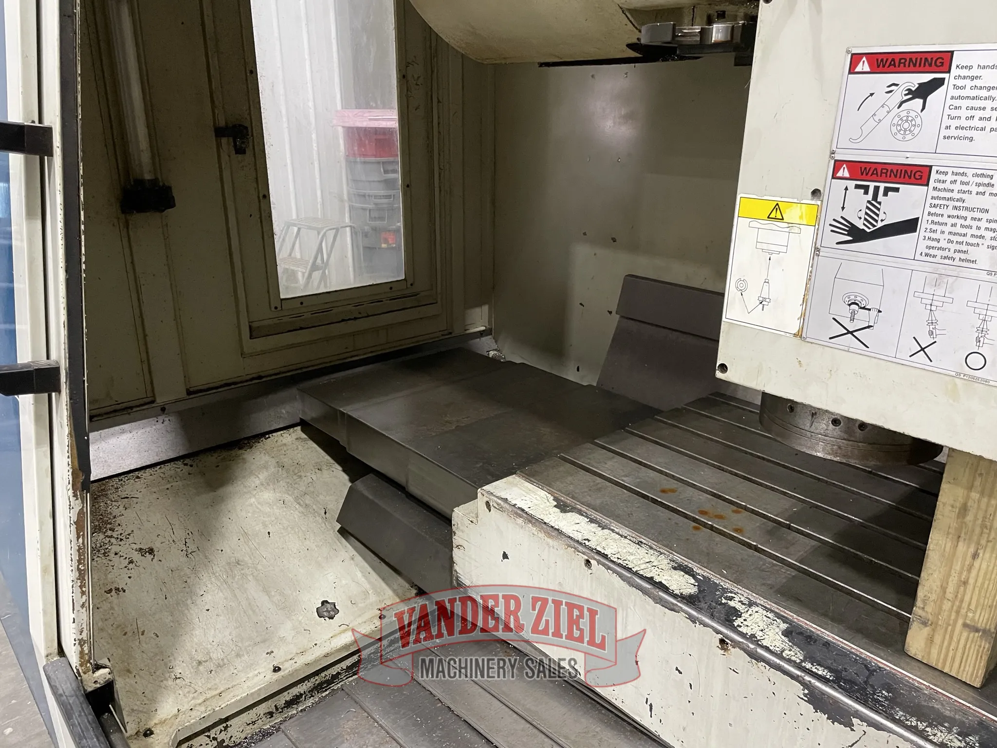 Hurco VMX50 CNC Vertical Machining Center, 2001 - Prefetch Image 37009