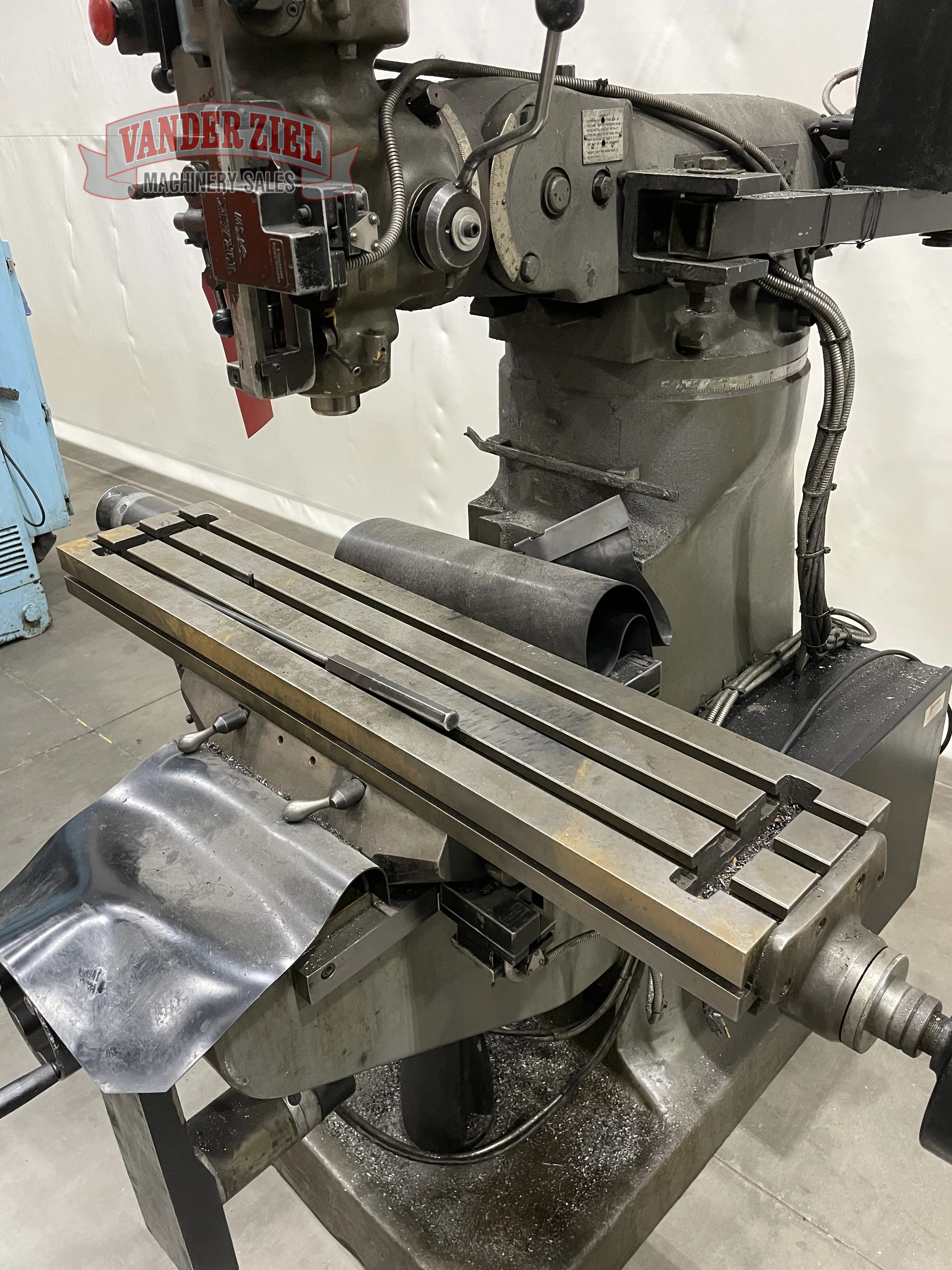 Bridgeport Series I Vertical ProtoTrak Knee Mill, 9” x 42” Table, 2 HP - Prefetch Image 37264