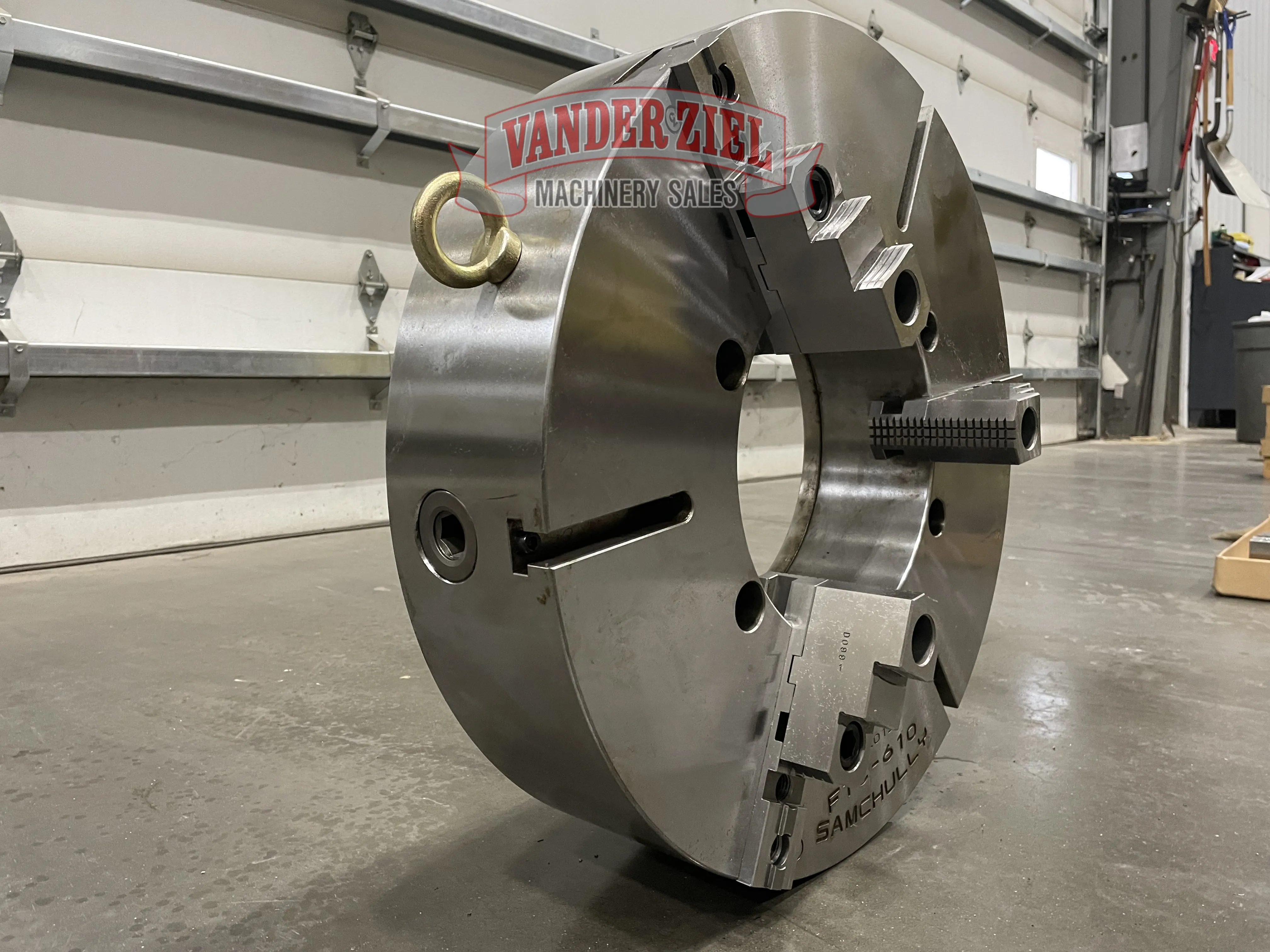 Samchully 24" Three Jaw Scroll Chuck, 10.8" Bore - NEW - Prefetch Image 37682