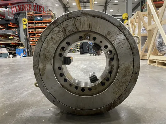 Samchully 24" Three Jaw Scroll Chuck, 10.8" Bore - NEW - Gallery Thumbnail 4