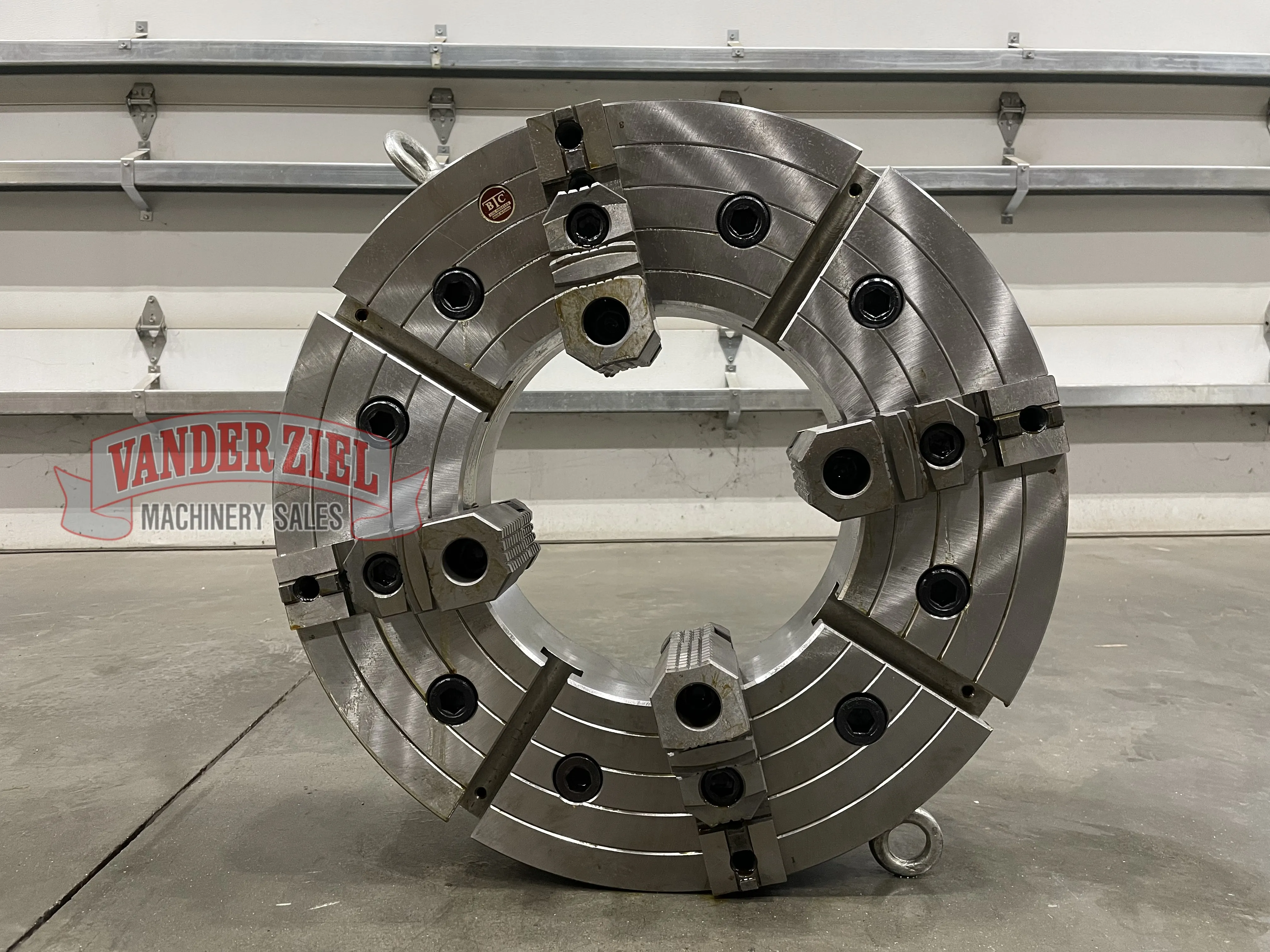 BTC 25" Four Jaw Manual Chuck, 12.5" Bore - NEW - Main Image 1