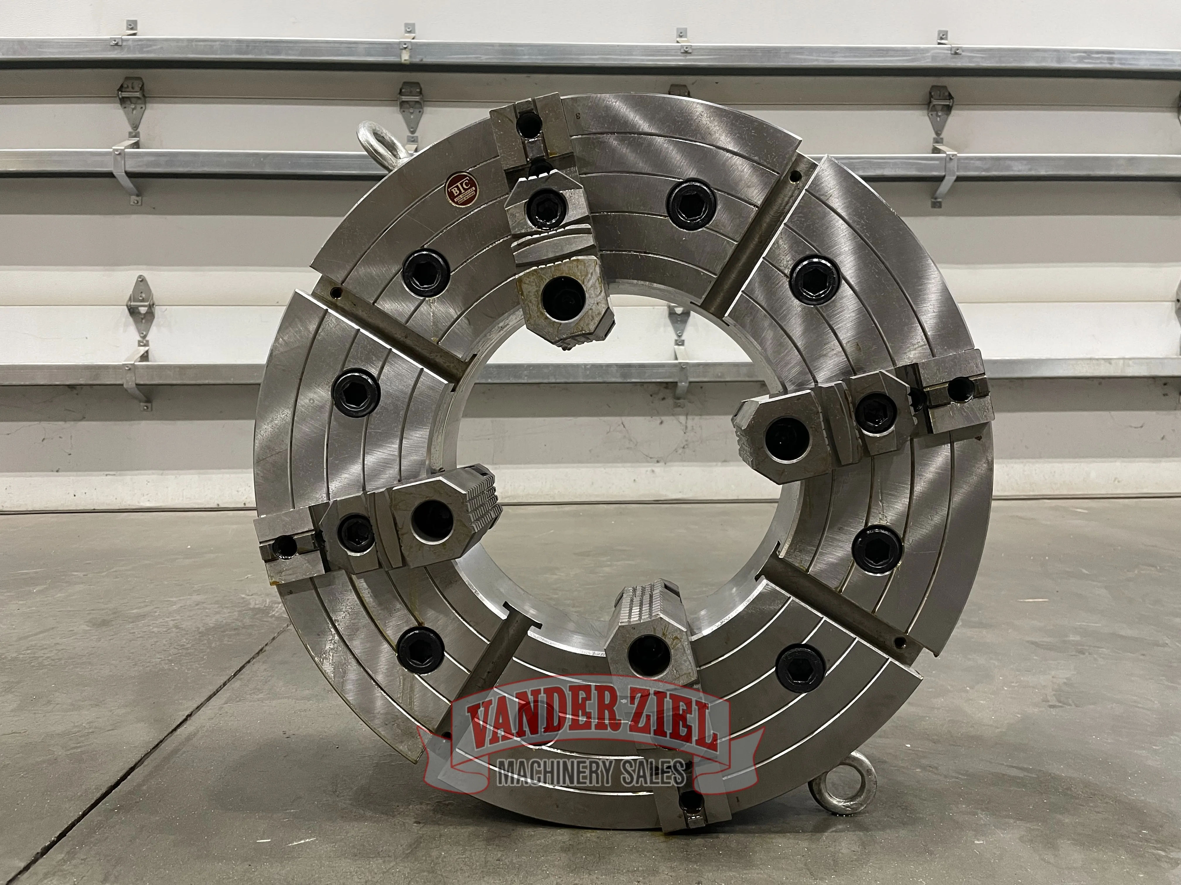 BTC 25" Four Jaw Manual Chuck, 12.5" Bore - NEW - Main Image 1