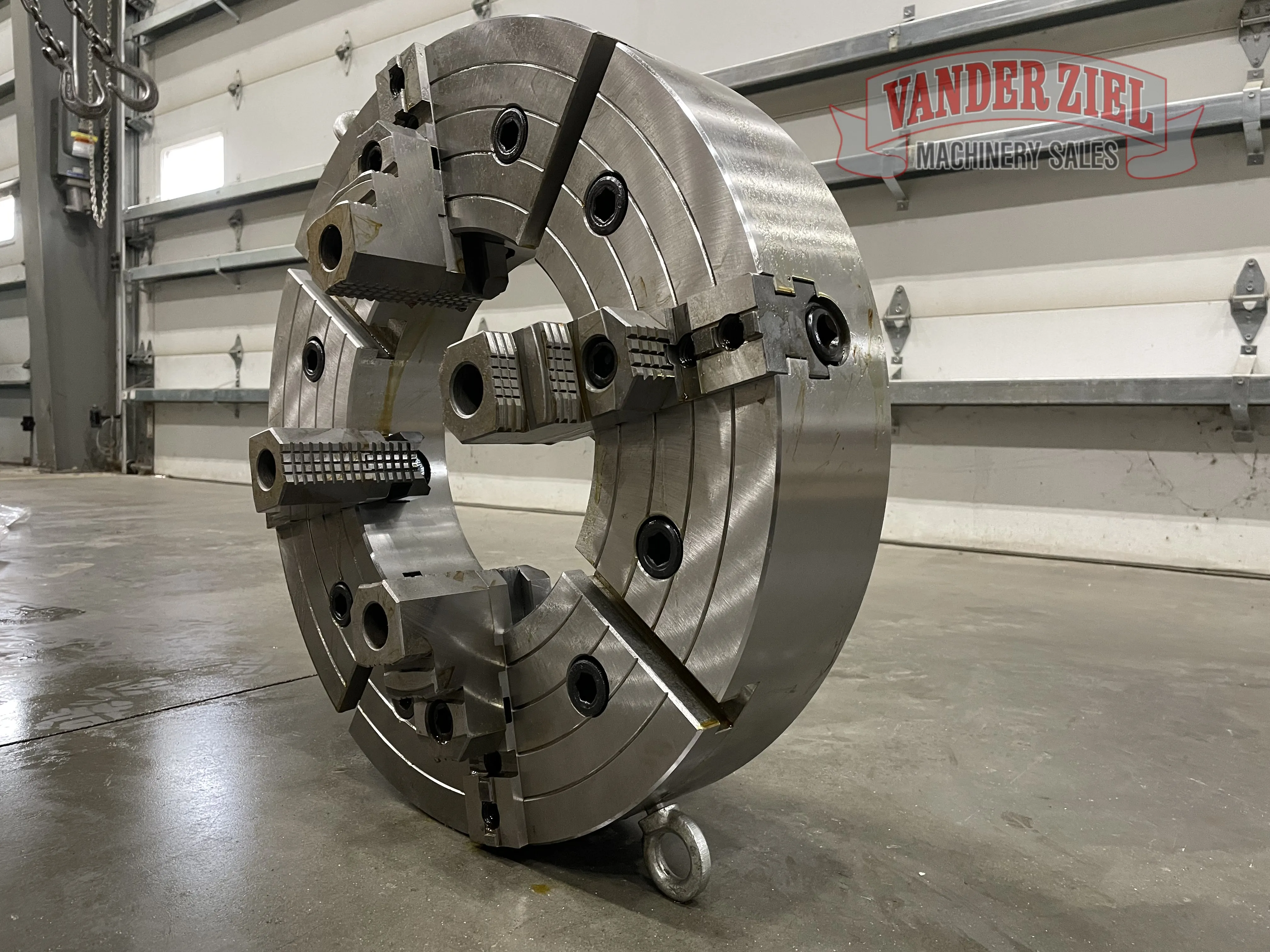 BTC 25" Four Jaw Manual Chuck, 12.5" Bore - NEW - Prefetch Image 37744
