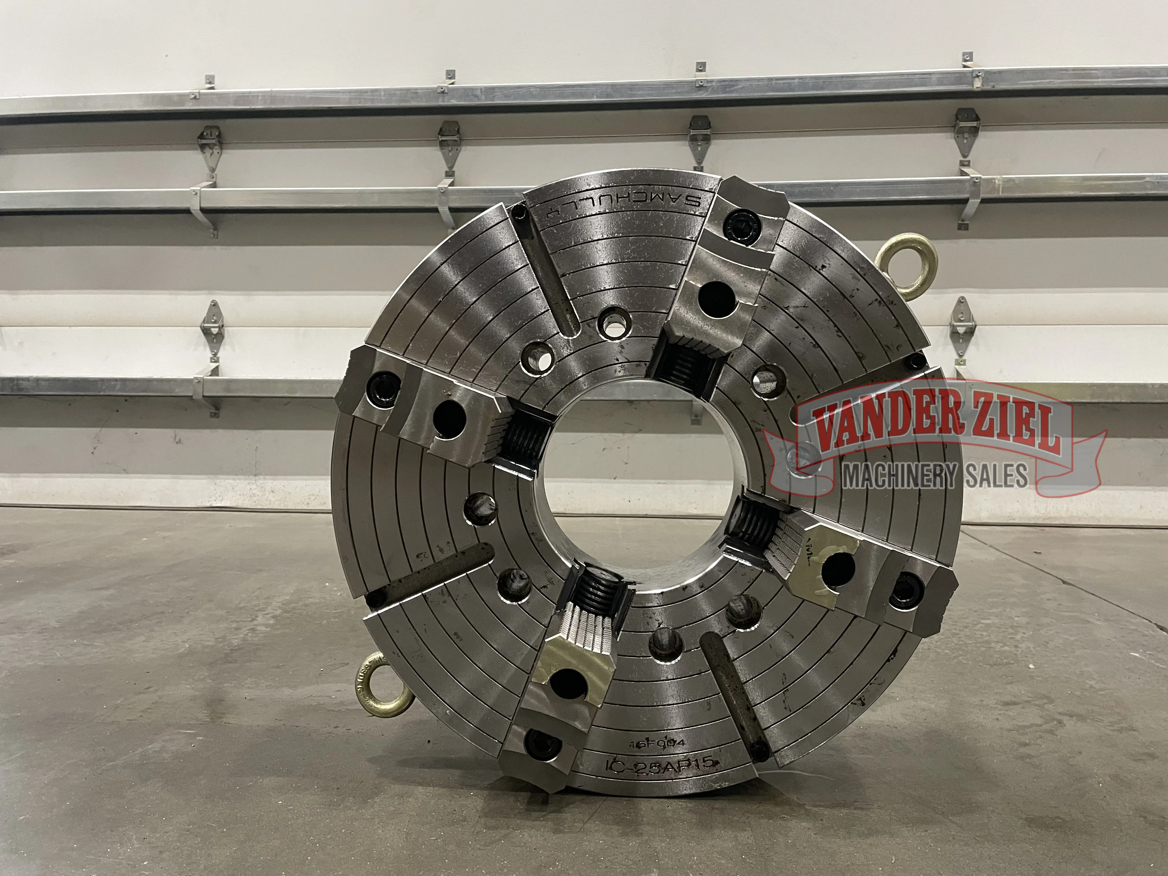 Samchully 25" Four Jaw Chuck, 8 1/2" Bore - NEW - Main Image 1