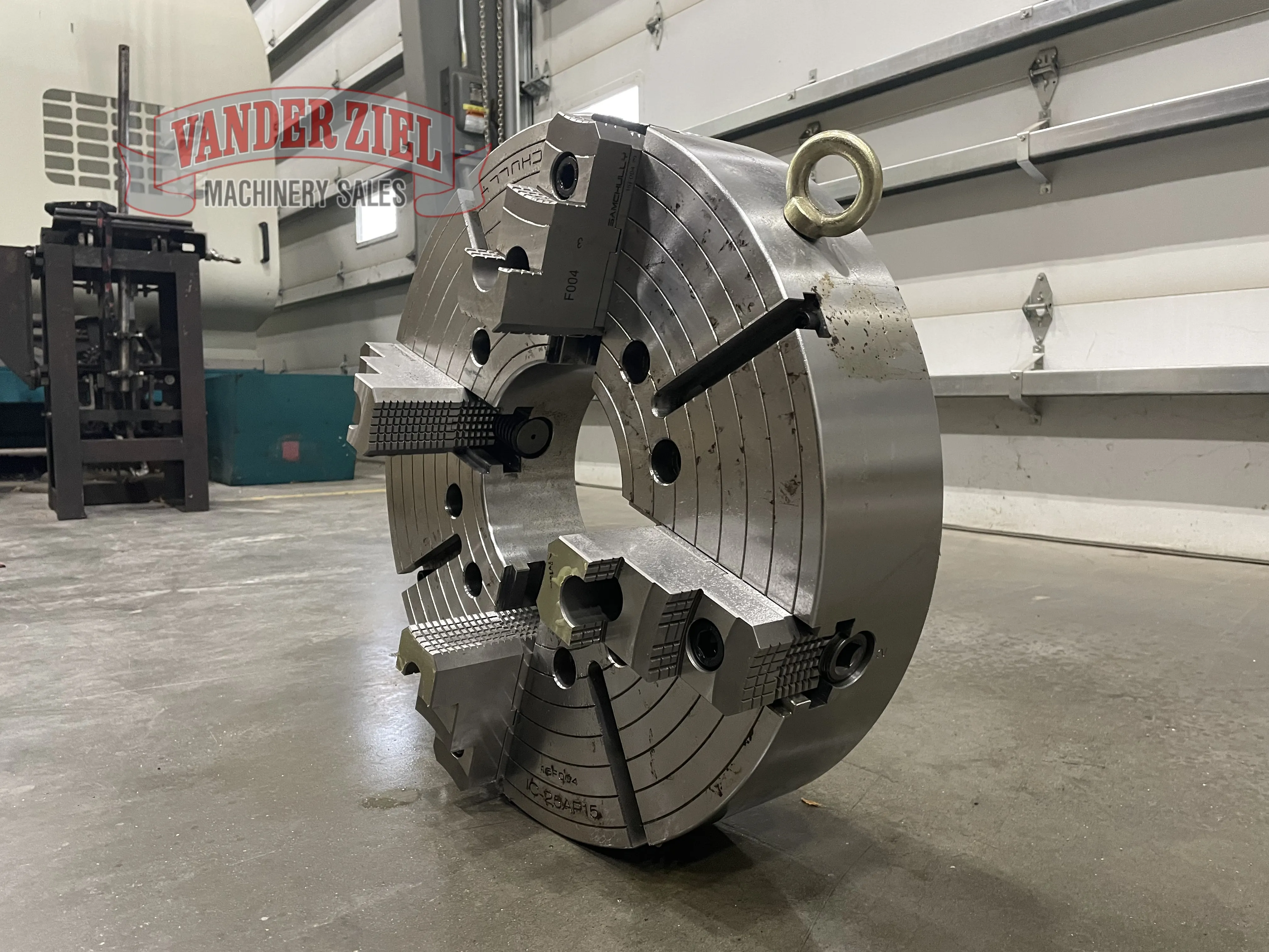 Samchully 25" Four Jaw Chuck, 8 1/2" Bore - NEW - Prefetch Image 37816