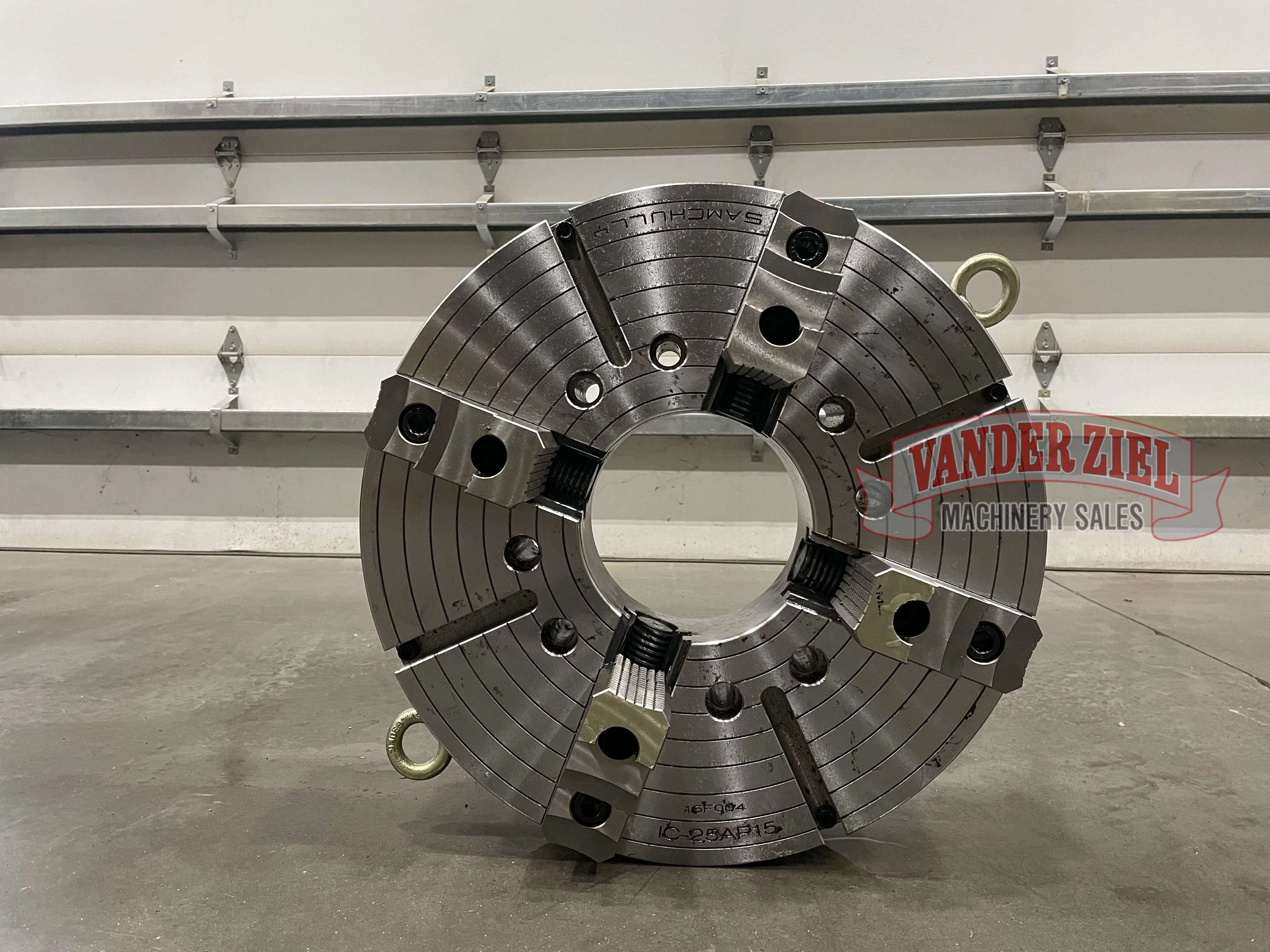 Samchully 25" Four Jaw Chuck, 8 1/2" Bore - NEW - Main Image 1
