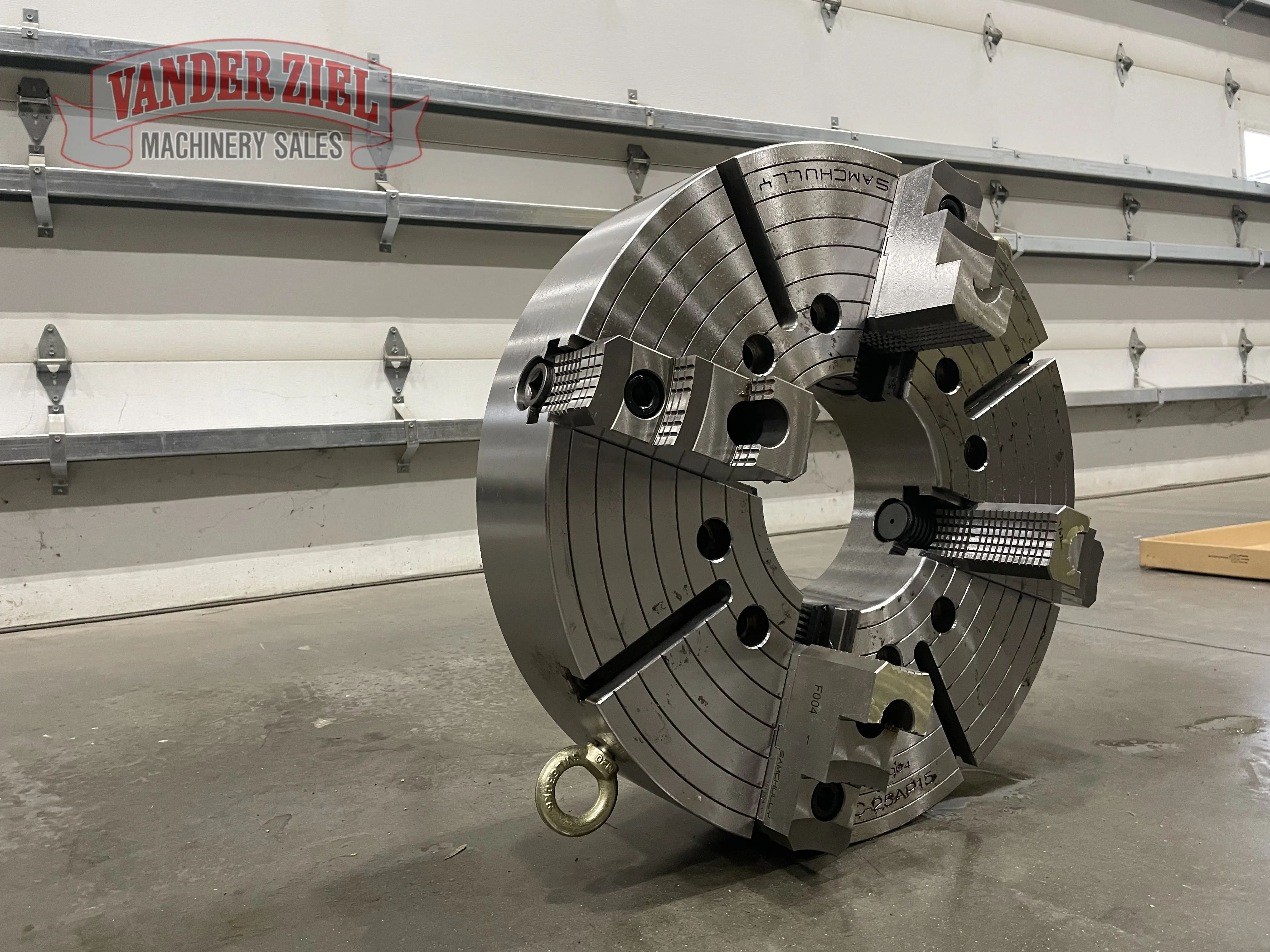 Samchully 25" Four Jaw Chuck, 8 1/2" Bore - NEW - Prefetch Image 37839