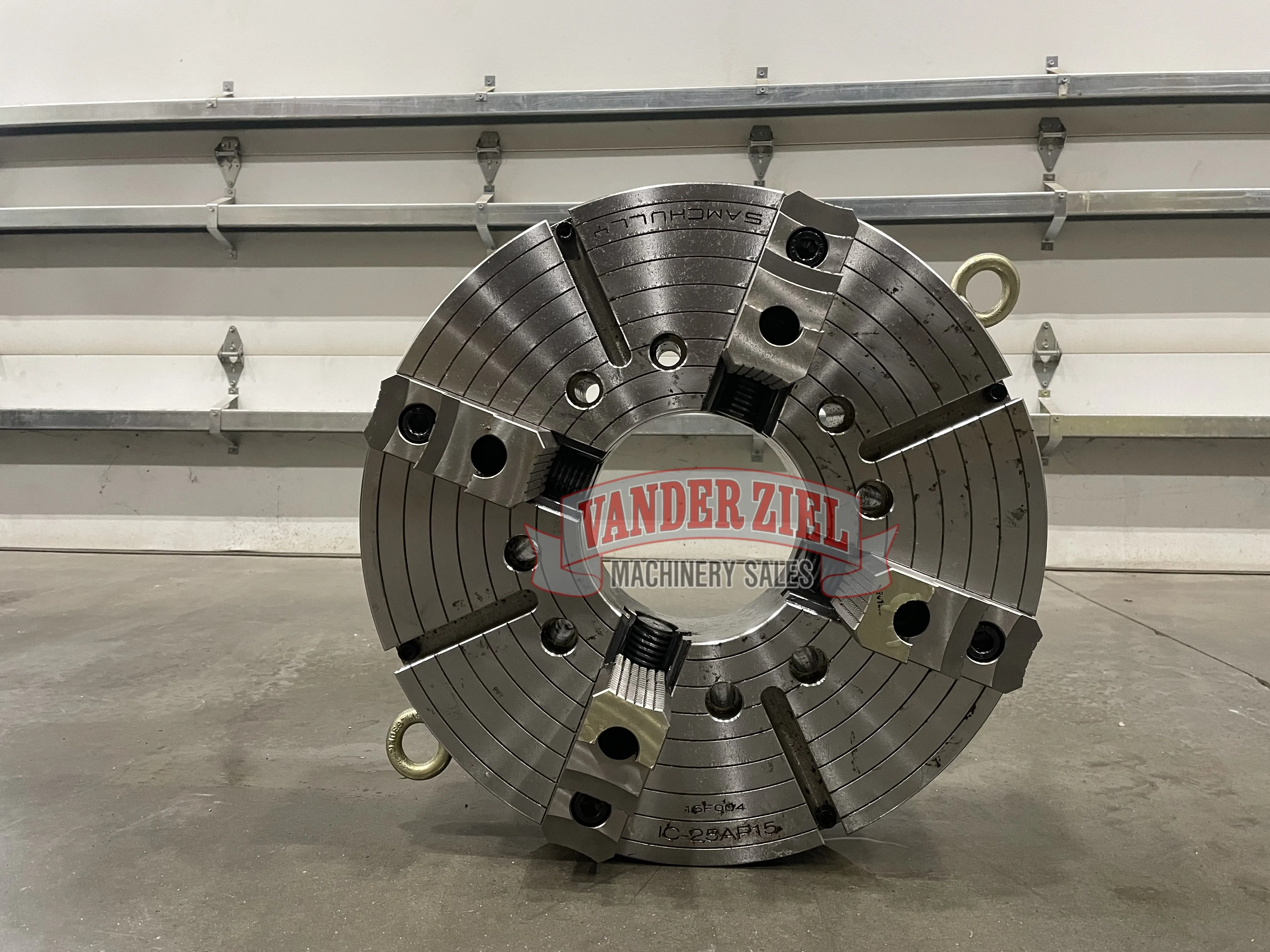 Samchully 25" Four Jaw Chuck, 8 1/2" Bore - NEW - Main Image 1