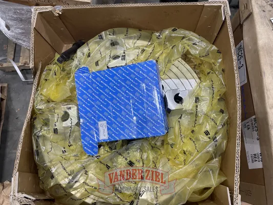 Samchully 25" Four Jaw Chuck, 8 1/2" Bore - NEW - Gallery Thumbnail 5