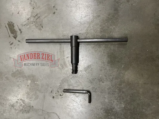BTC 25” Three Jaw Scroll Chuck, 12.5" Bore – NEW - Gallery Thumbnail 6