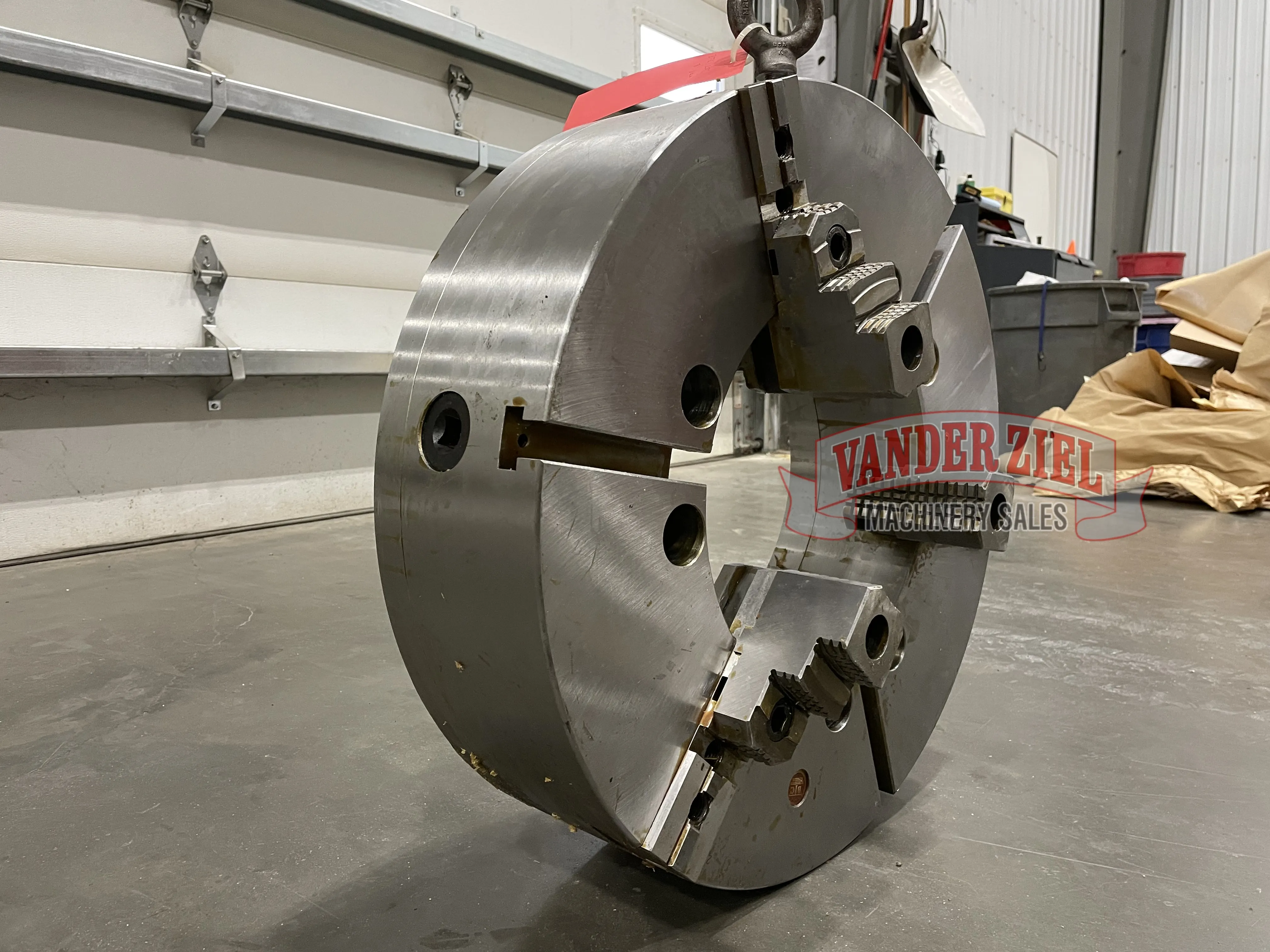BTC 25" Three Jaw Manual Chuck - NEW - Prefetch Image 37876