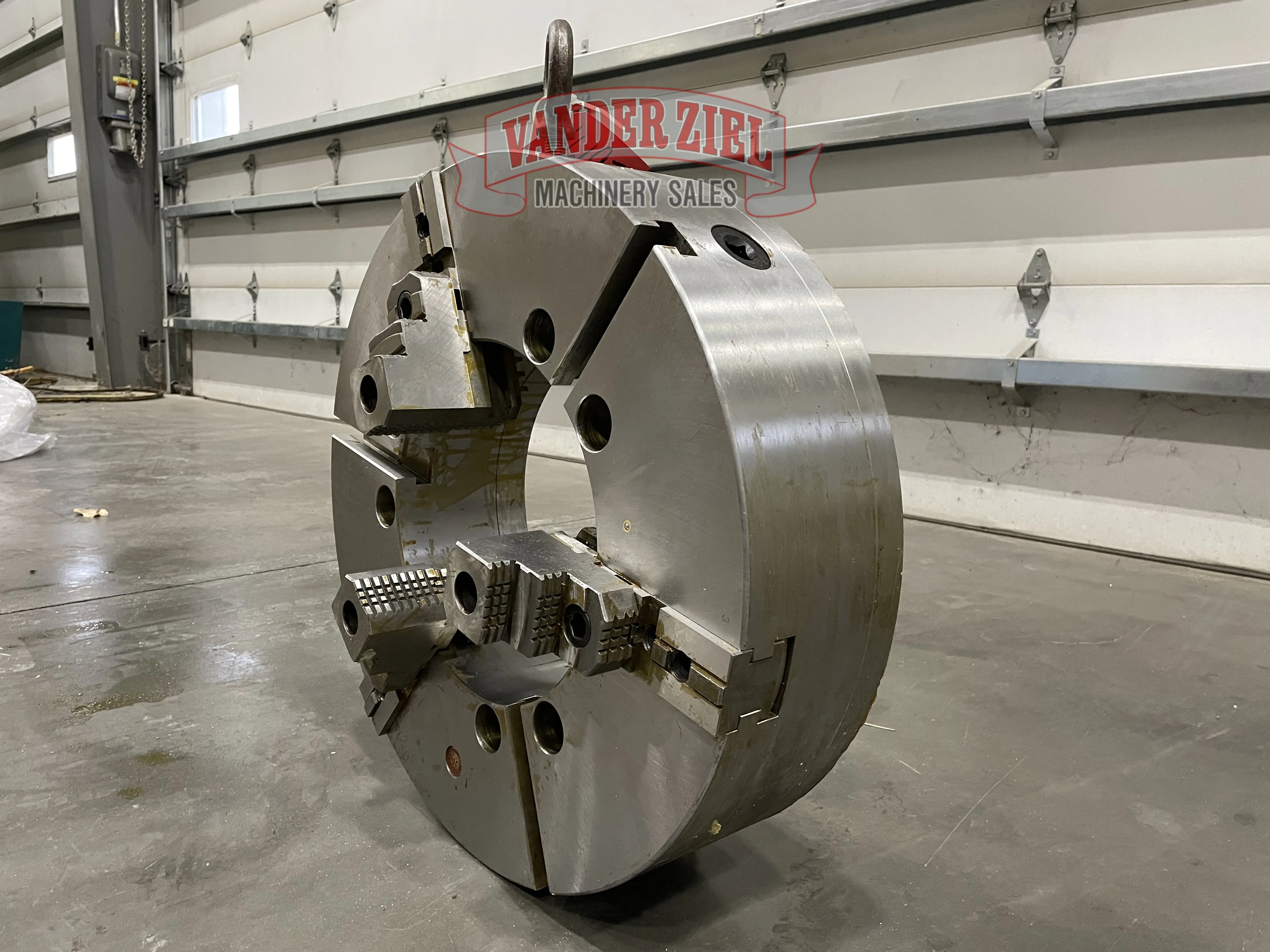 BTC 25" Three Jaw Manual Chuck - NEW - Prefetch Image 37877