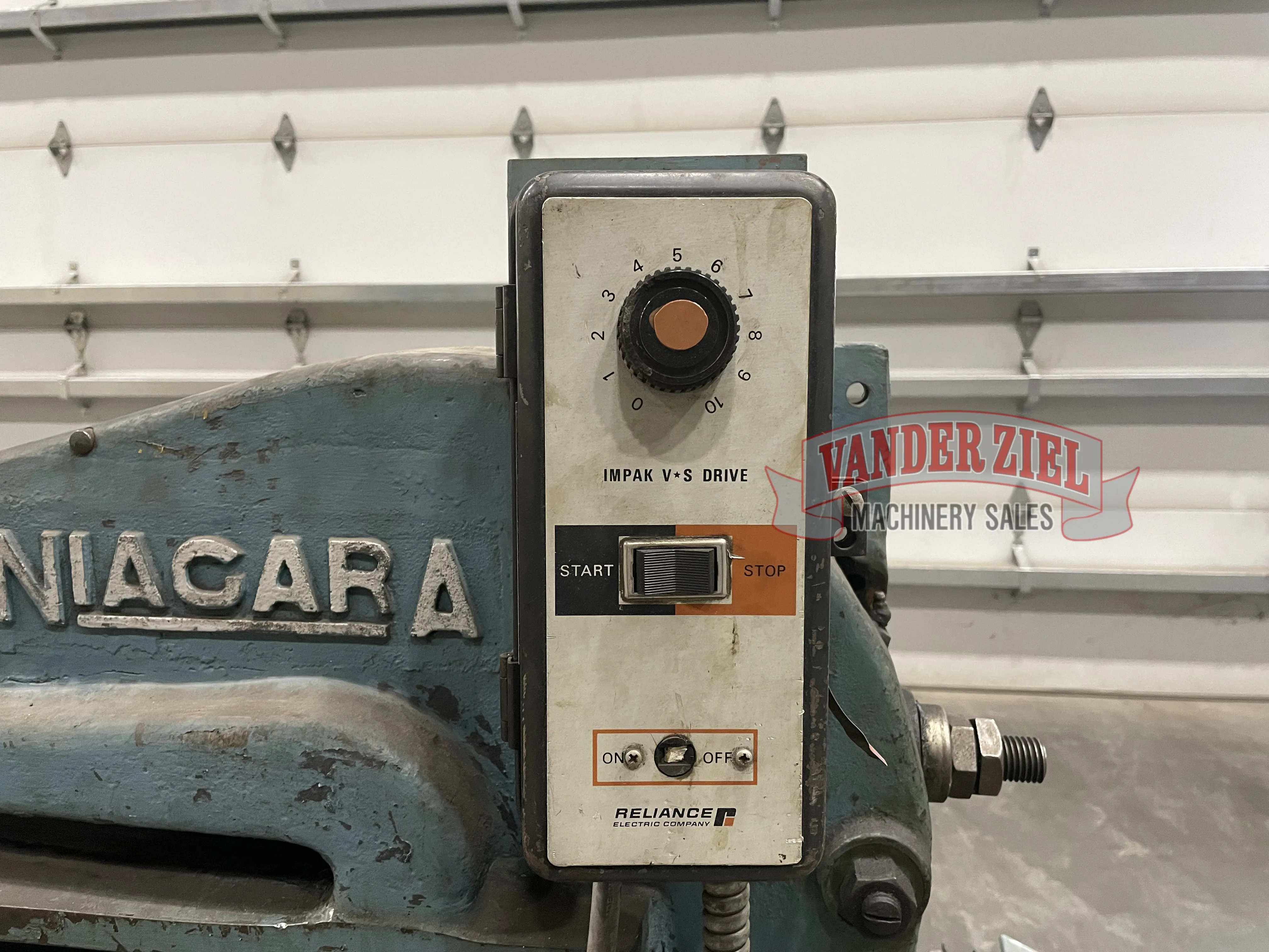 Niagara 14 Gauge Circle Shear, Model 16A - Prefetch Image 38046