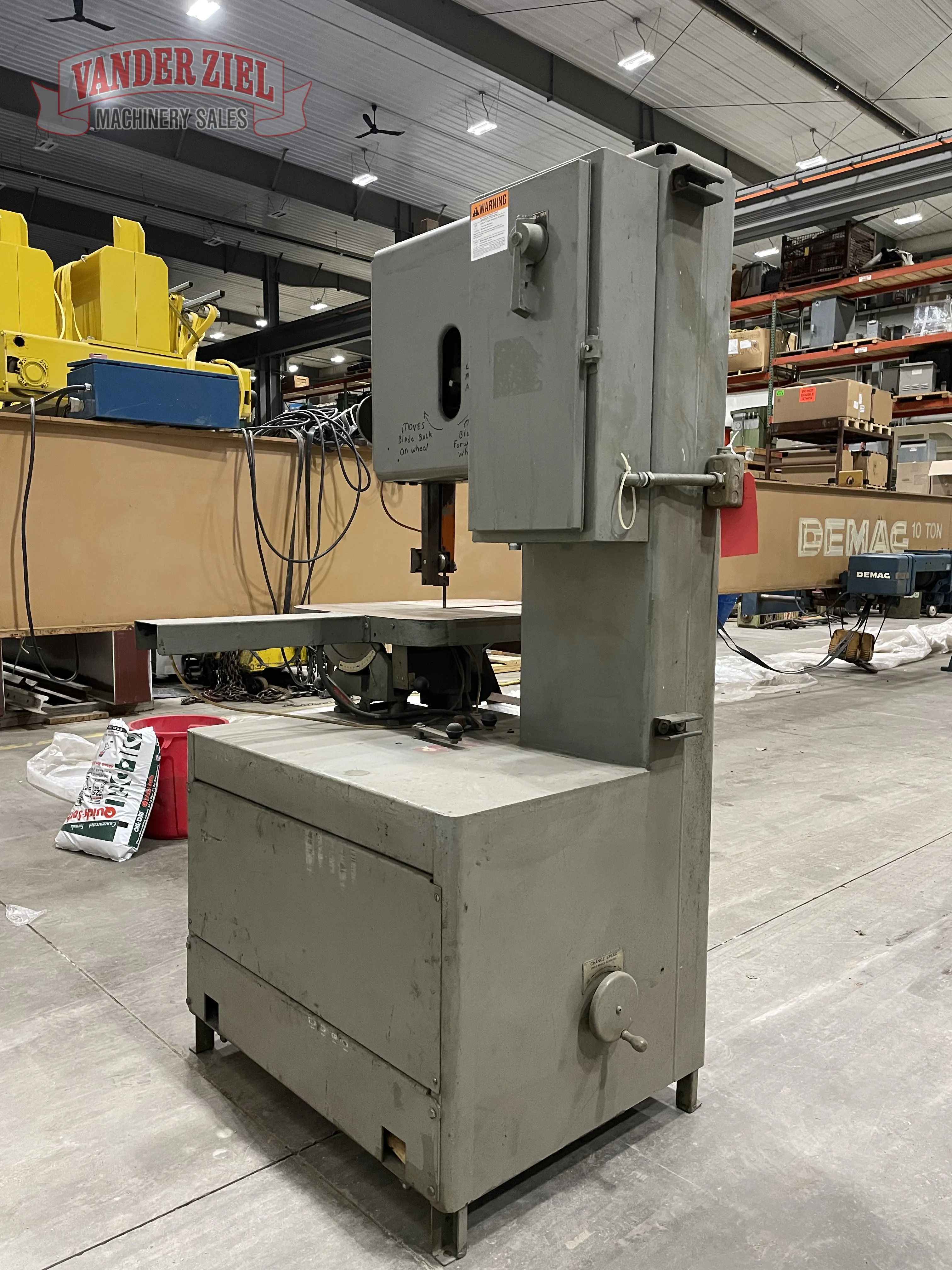 Grob 18" Vertical Bandsaw, Model 4V-18 - Prefetch Image 38055