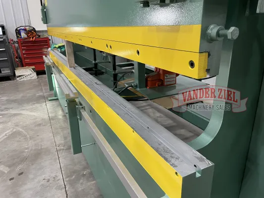 Betenbender 12' x 190T Hydraulic Press Brake - NEW - Gallery Thumbnail 4