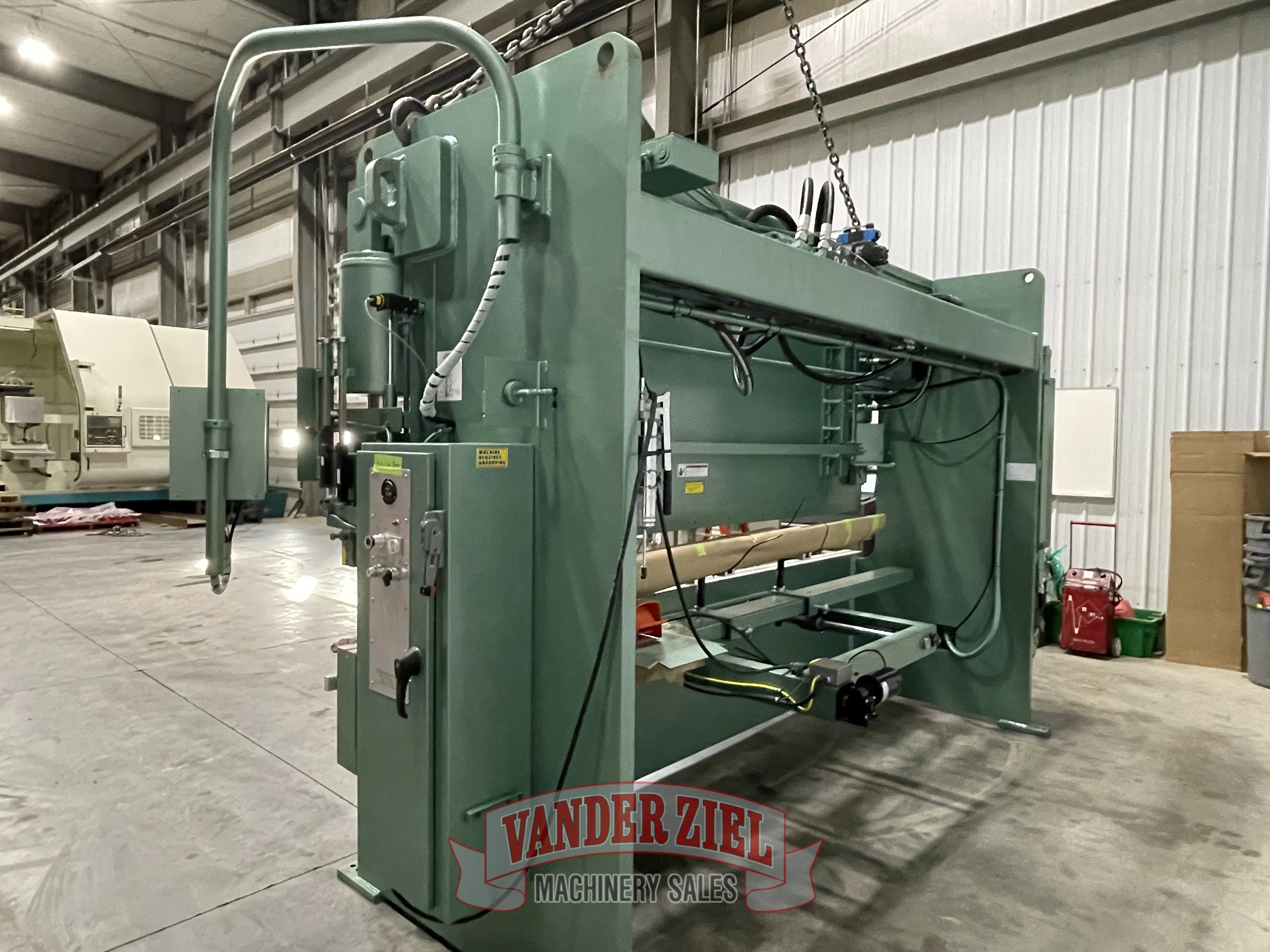 Betenbender 12' x 190T Hydraulic Press Brake - NEW - Prefetch Image 38141