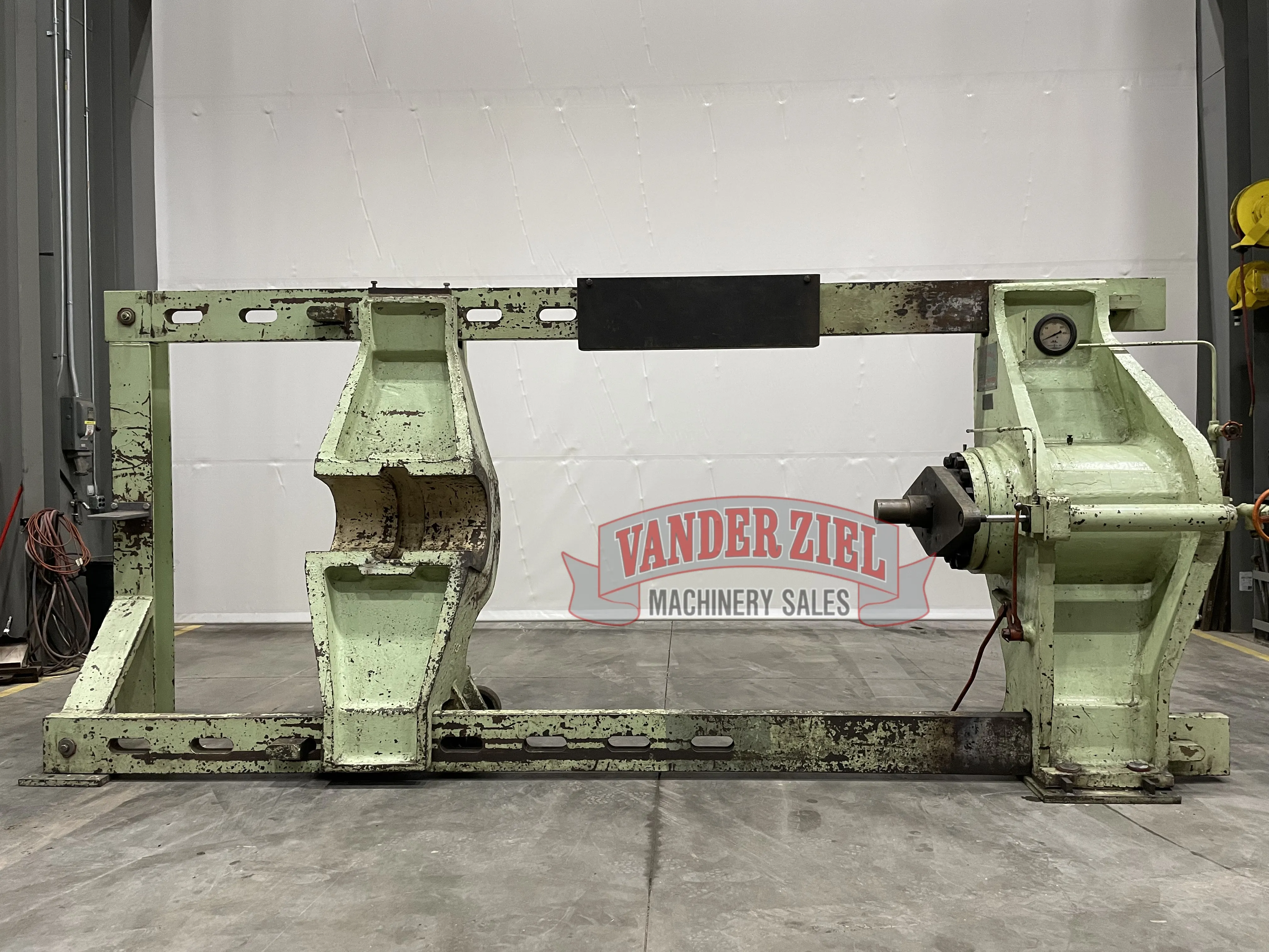 Farqhuar 400 Ton Wheel Press - Main Image 1