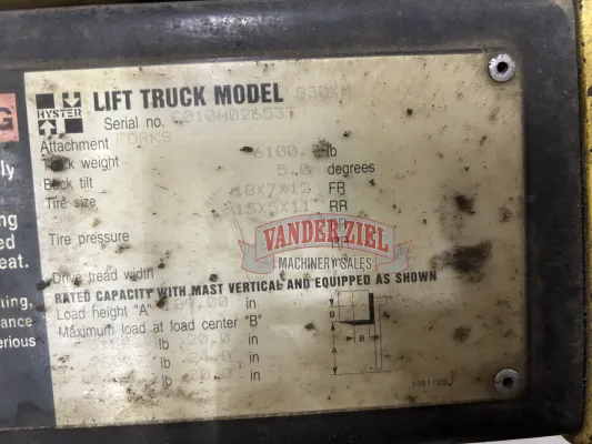 Hyster 3,000 lbs Lift Capacity Forklift - Gallery Thumbnail 10