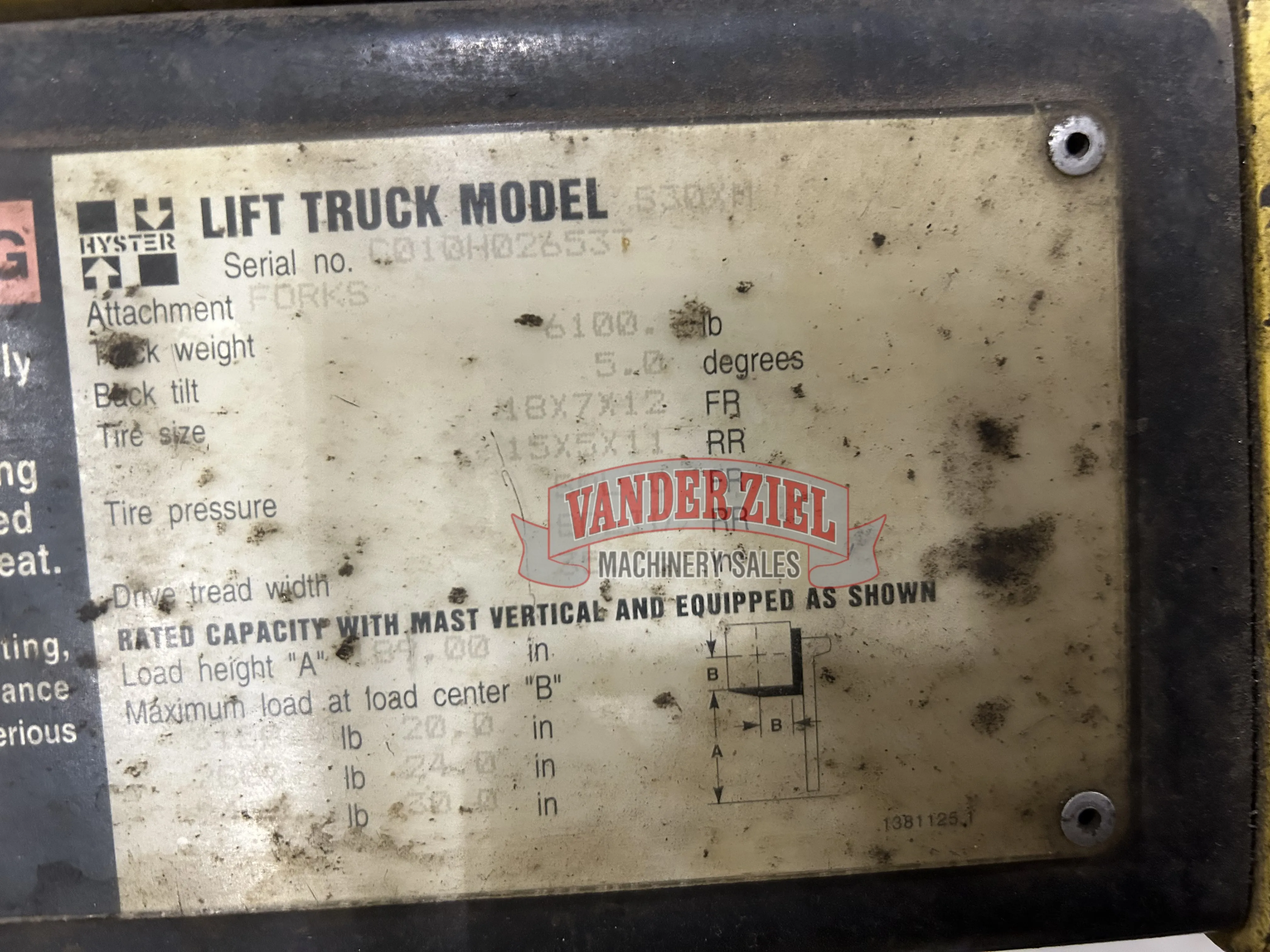 Hyster 3,000 lbs Lift Capacity Forklift - Prefetch Image 38791