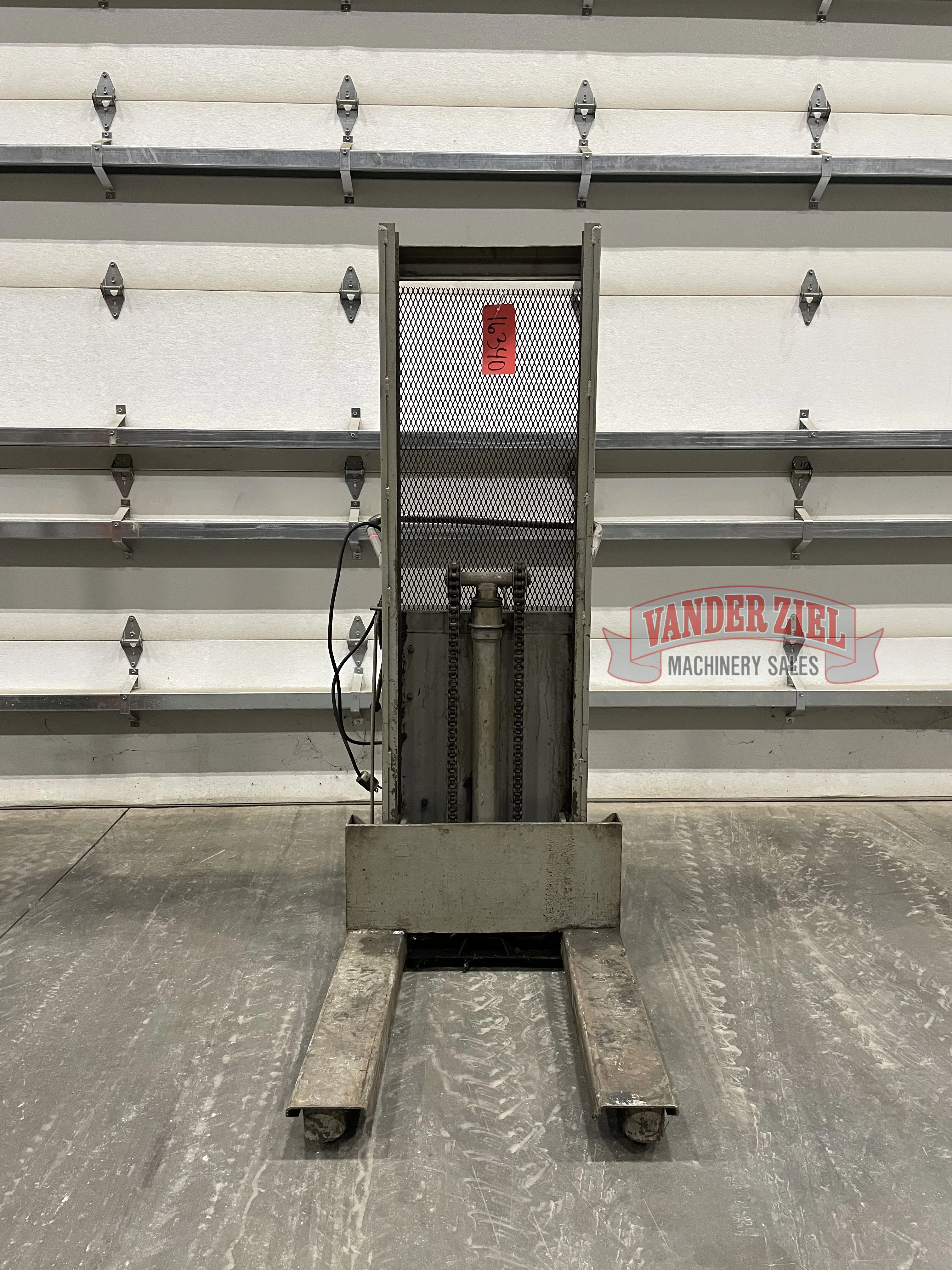 Die Lift - Main Image 1