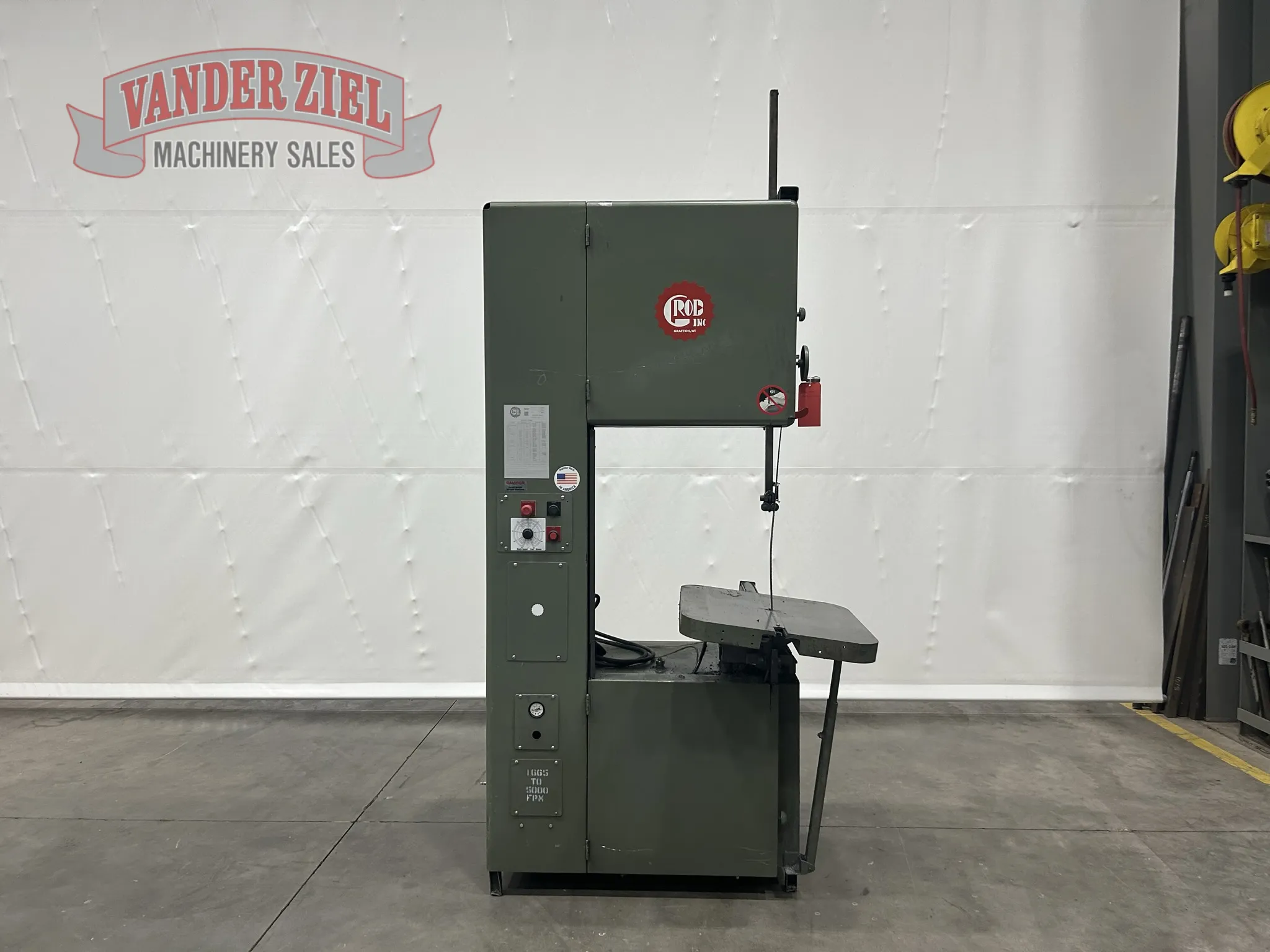 Grob 4V-24 Vertical Bandsaw - Main Image 1