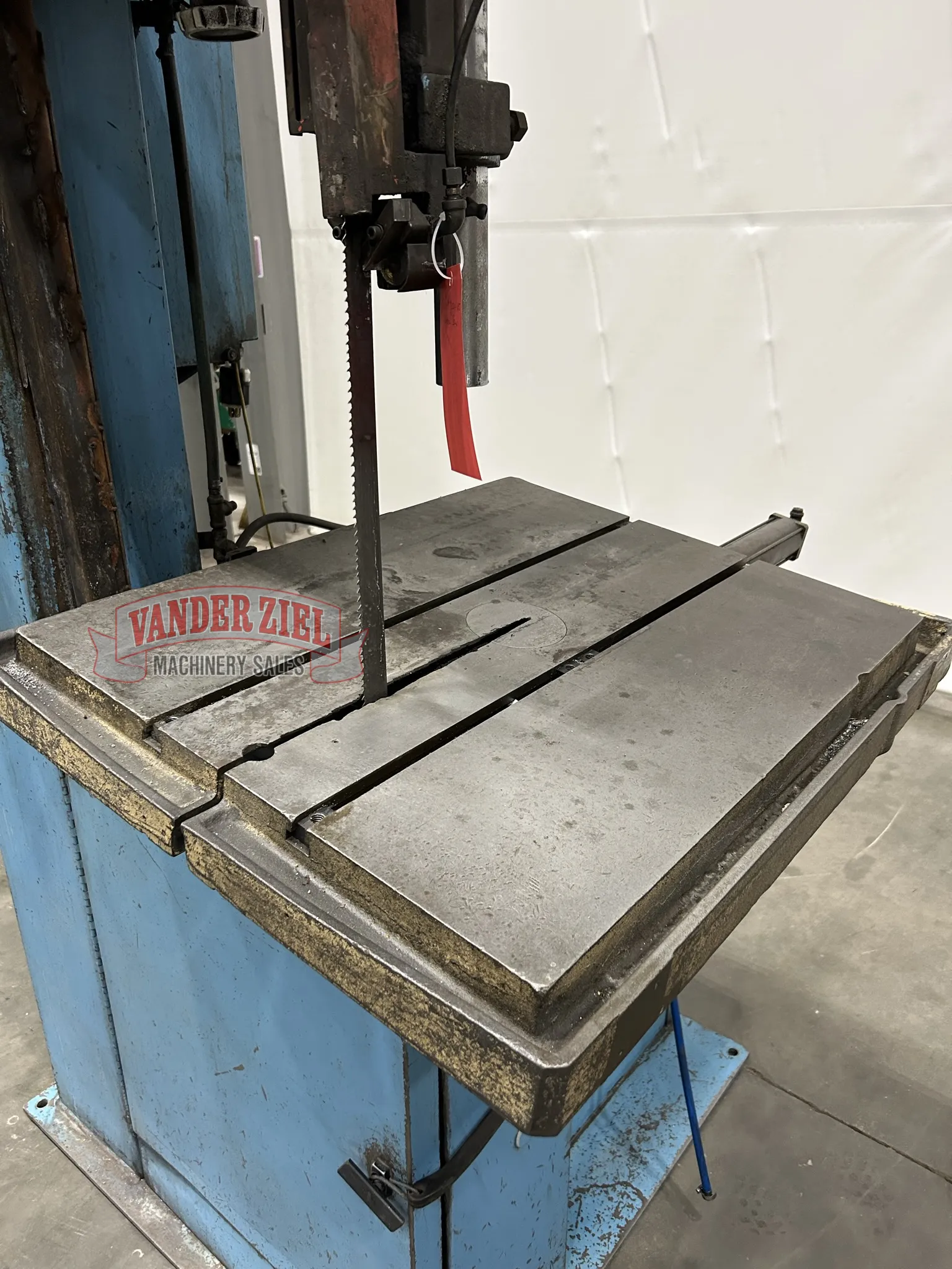 DoAll 2024-V5 High Column Vertical Saw - Prefetch Image 39064