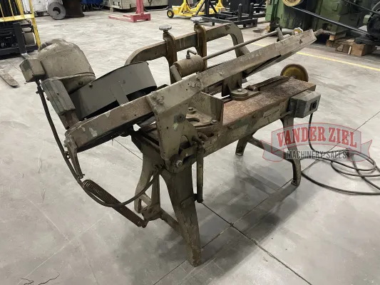 Wellsaw 8” x 16” Horizontal Saw, Model 800 - Gallery Thumbnail 3