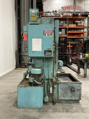 Typhoon Proceoo Parts Washer, Model #: Mini- 26-36-E-1000k - Gallery Thumbnail 4