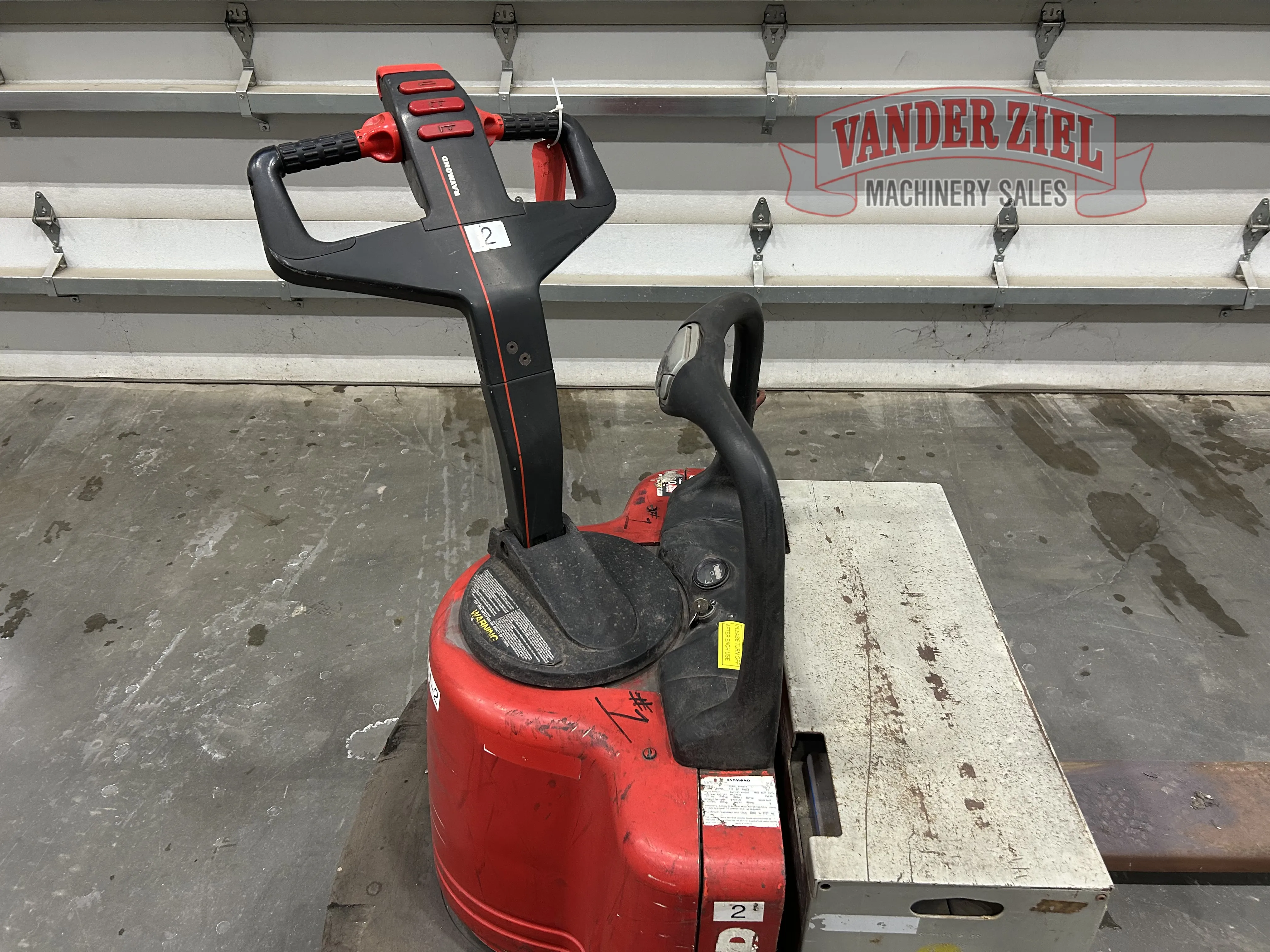 Raymond Electric Pallet Jack - Prefetch Image 39164