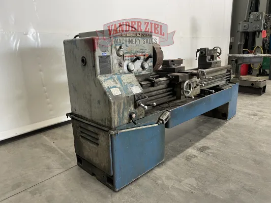 LeBlond 19” x 50” Regal Lathe, 1 49/64” Spindle Bore - Gallery Thumbnail 2