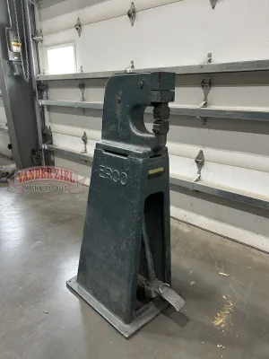 Erco Foot Pedal Nibbler / Stretcher - Gallery Thumbnail 5