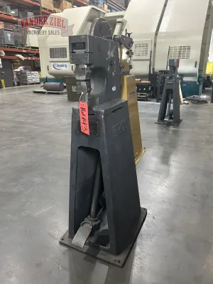 Erco Model 1447 Foot Pedal Stretcher - Gallery Thumbnail 4