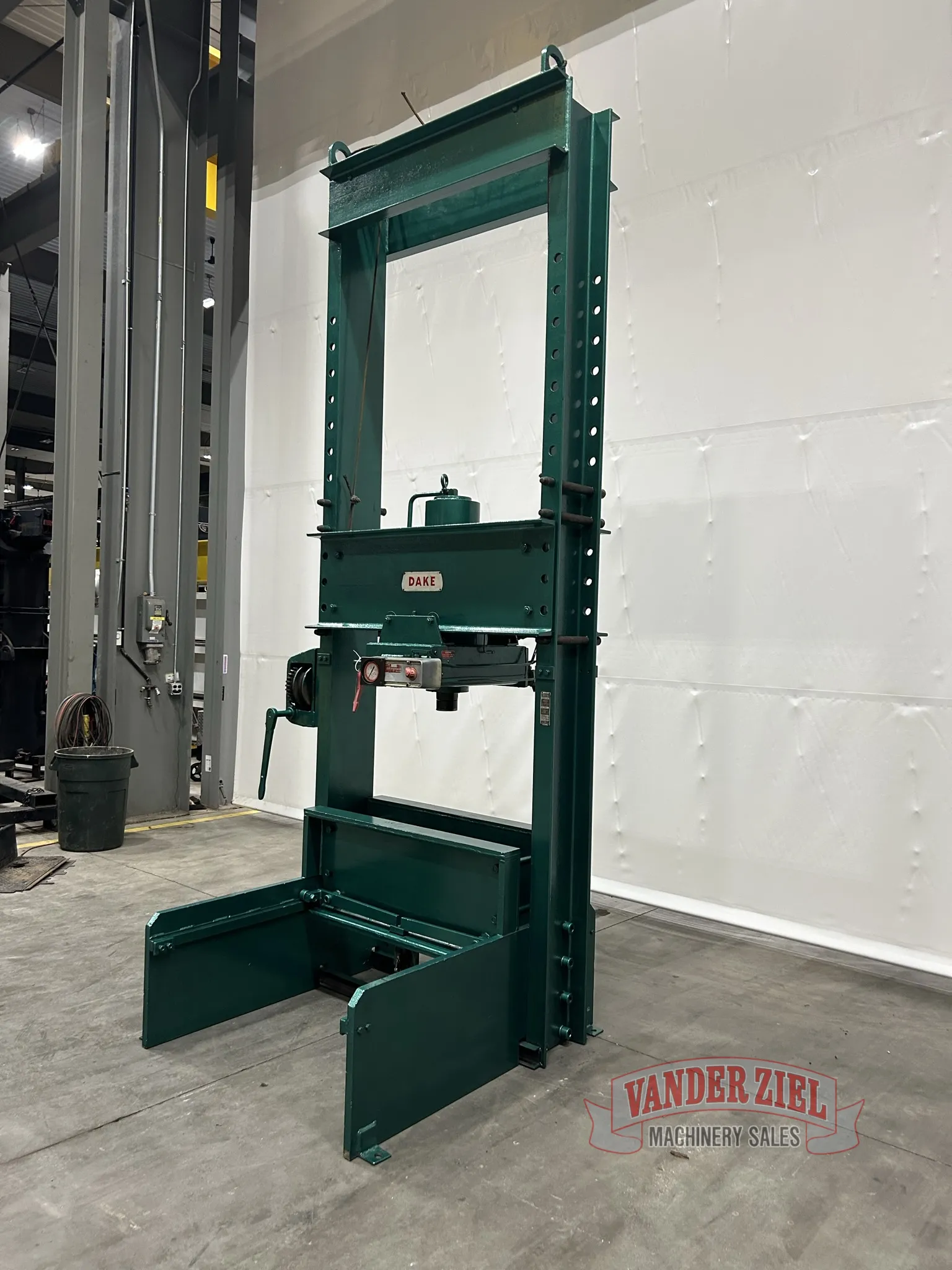 Dake 150 Ton Air Operated H Frame Press, Model 42-312 - Prefetch Image 39553