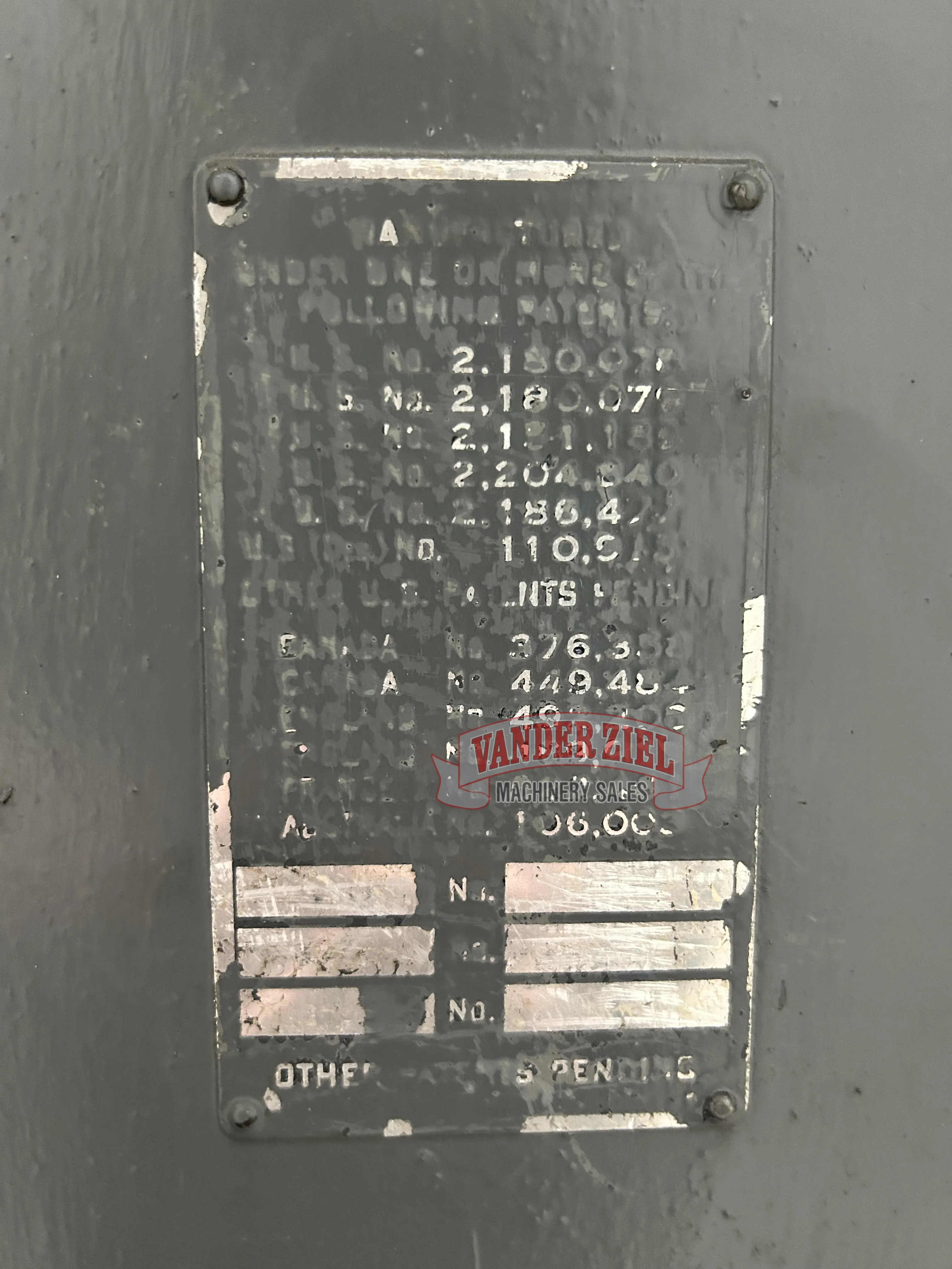 DoAll 36" Vertical Bandsaw - Prefetch Image 39664
