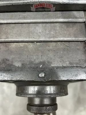 Bridgeport Step Pulley Vertical Knee Mill, 9” x 42” Table, 1 HP - Gallery Thumbnail 8