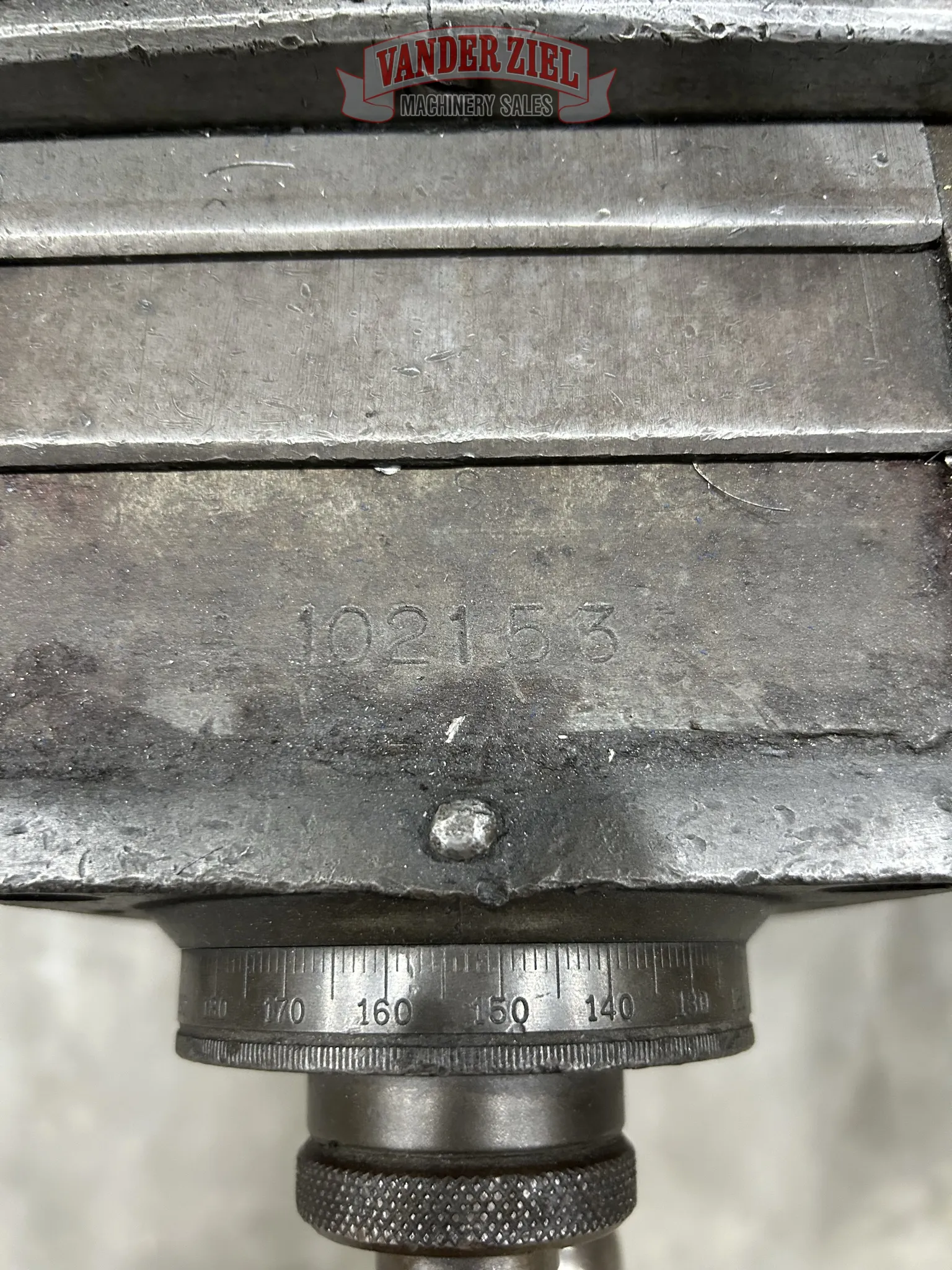 Bridgeport Step Pulley Vertical Knee Mill, 9” x 42” Table, 1 HP - Prefetch Image 40040